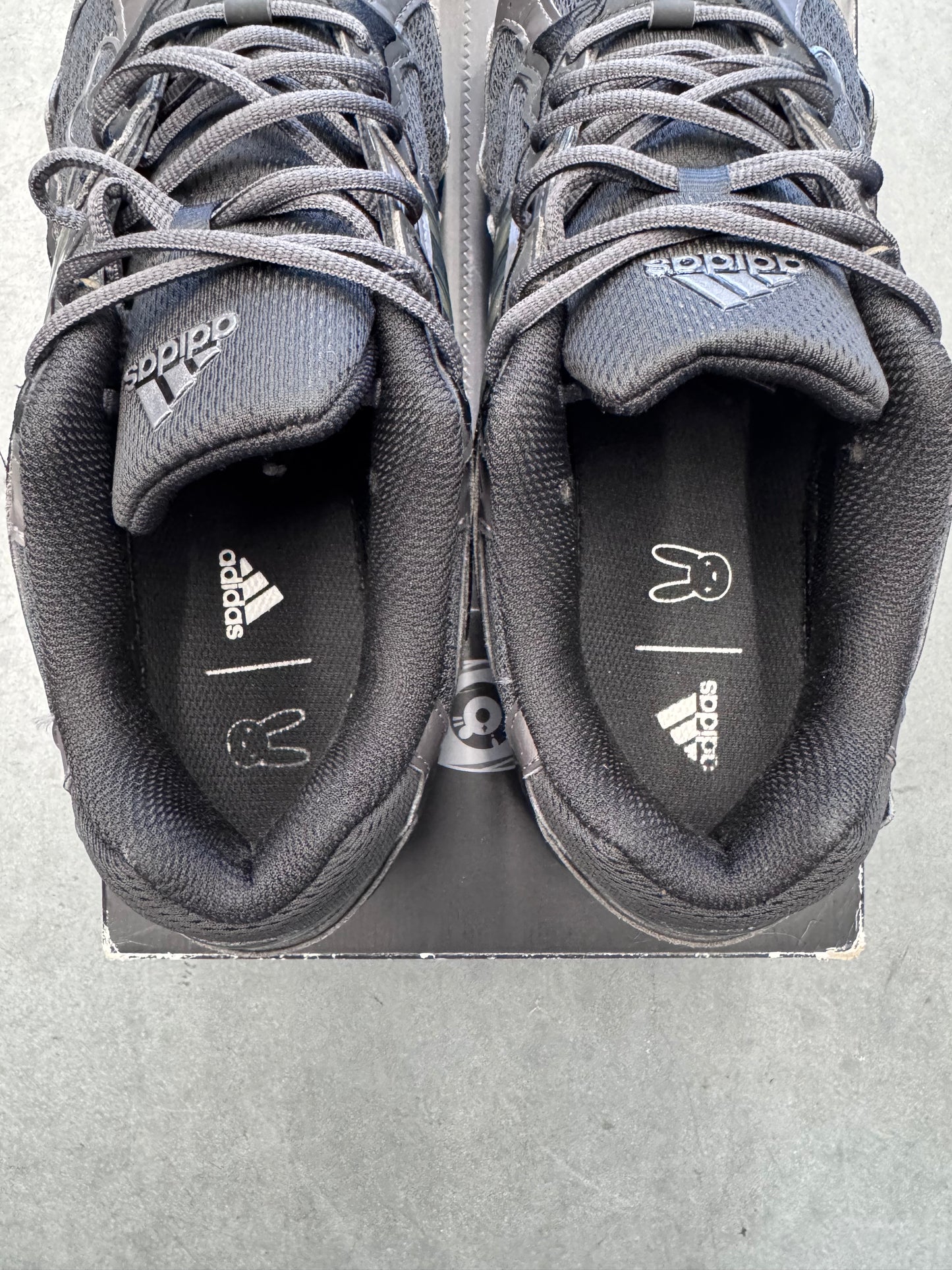 2023 SIZE 10.5 ADIDAS RESPONSE CL BAD BUNNY TRIPLE BLACK (PRE-OWNED WITH BOX)