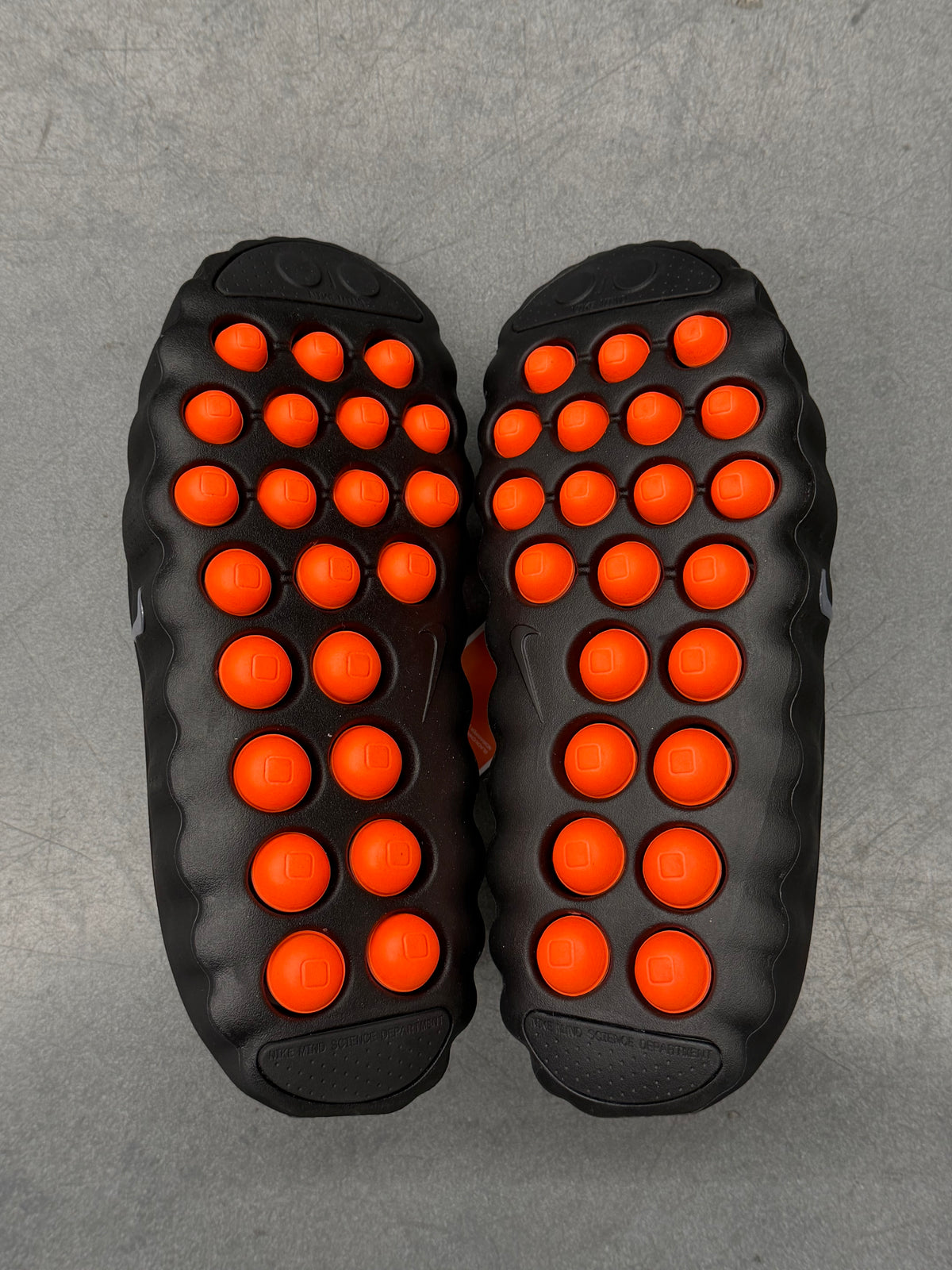 2026 NIKE MIND 001 SLIDE - BLACK/CHROME