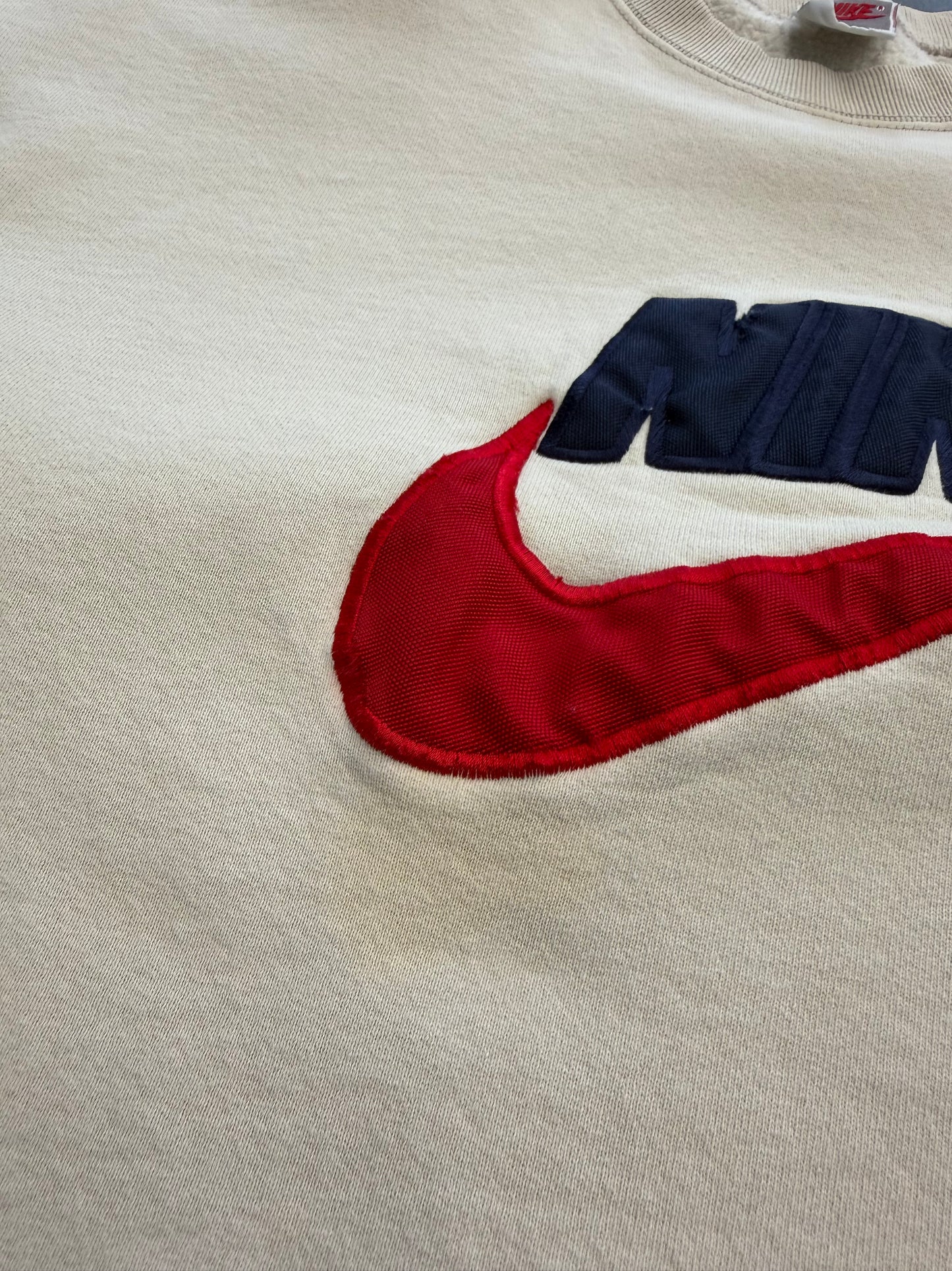 90'S NIKE BOOTLEG EMBROIDERED NYLON-PATCH CREWNECK (GRAY NIKE TAG WITH RED SWOOSH)