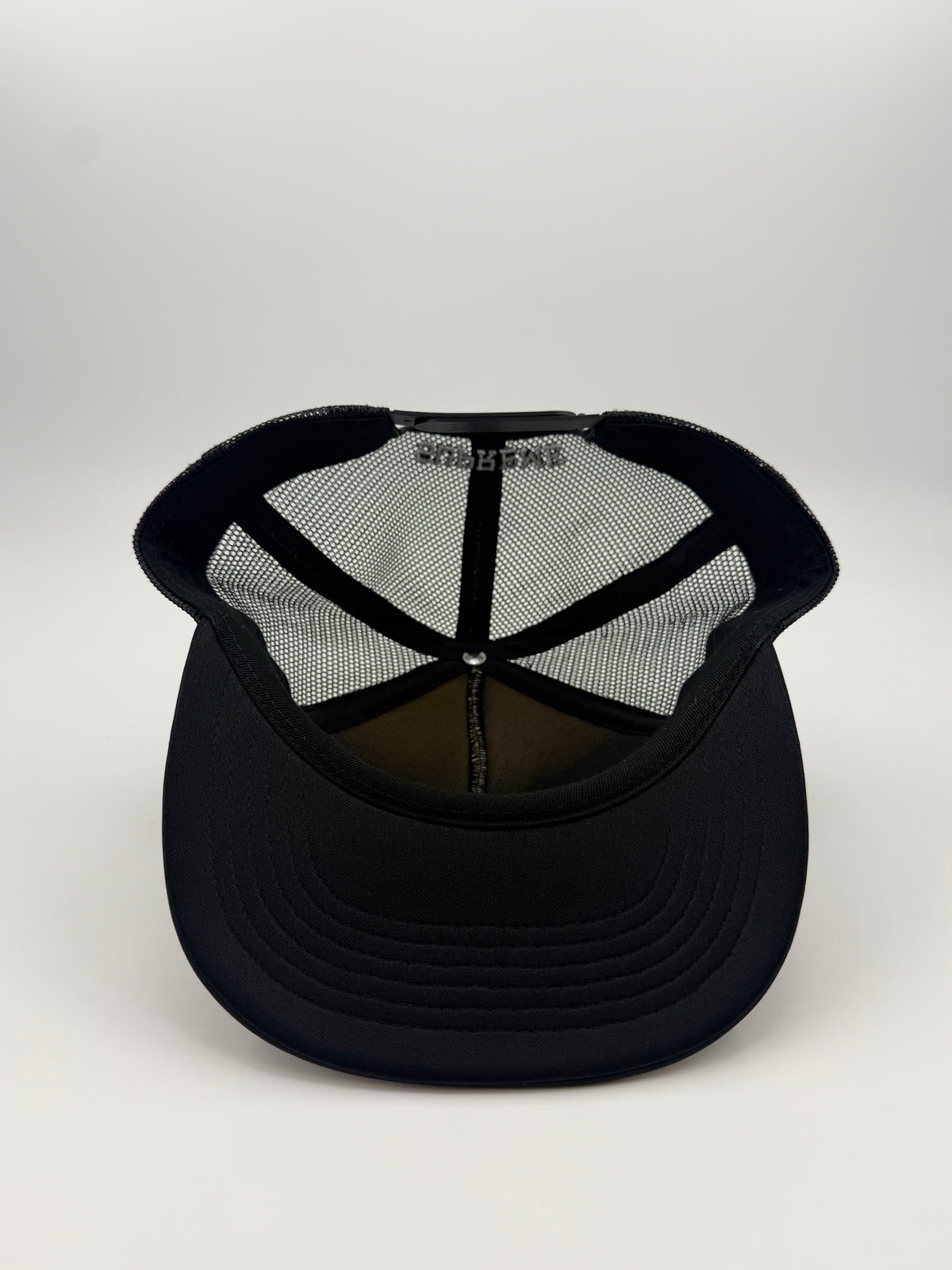 SS23 SUPREME NAME PLATE MESH BACK 5-PANEL HAT