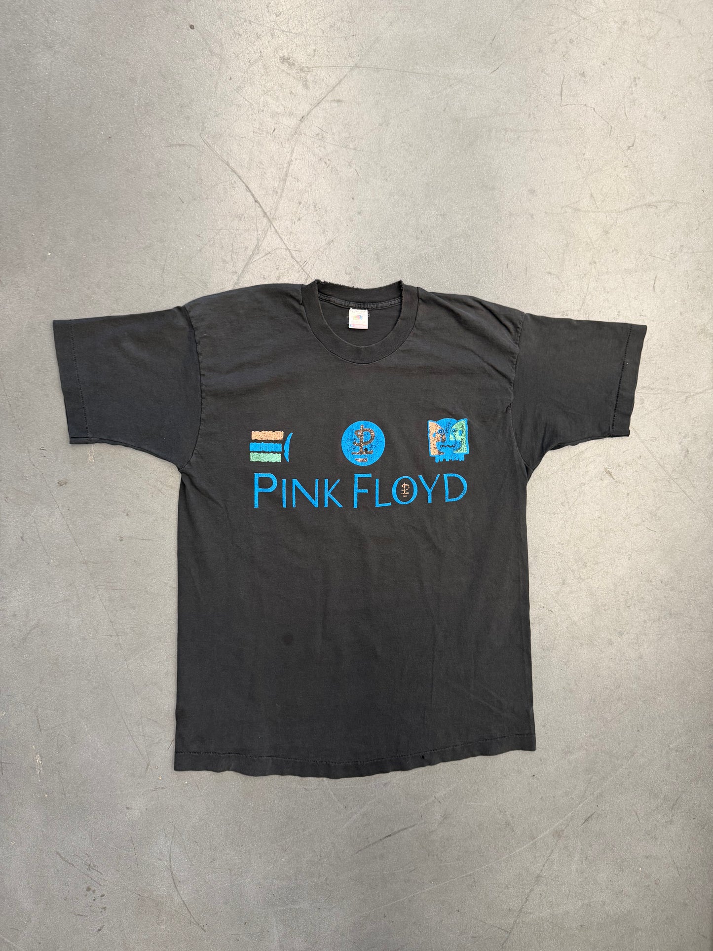 1994 PINK FLOYD WORLD TOUR MEADOWLANDS, N.J. DISTRESSED TEE (FOTL TAG)