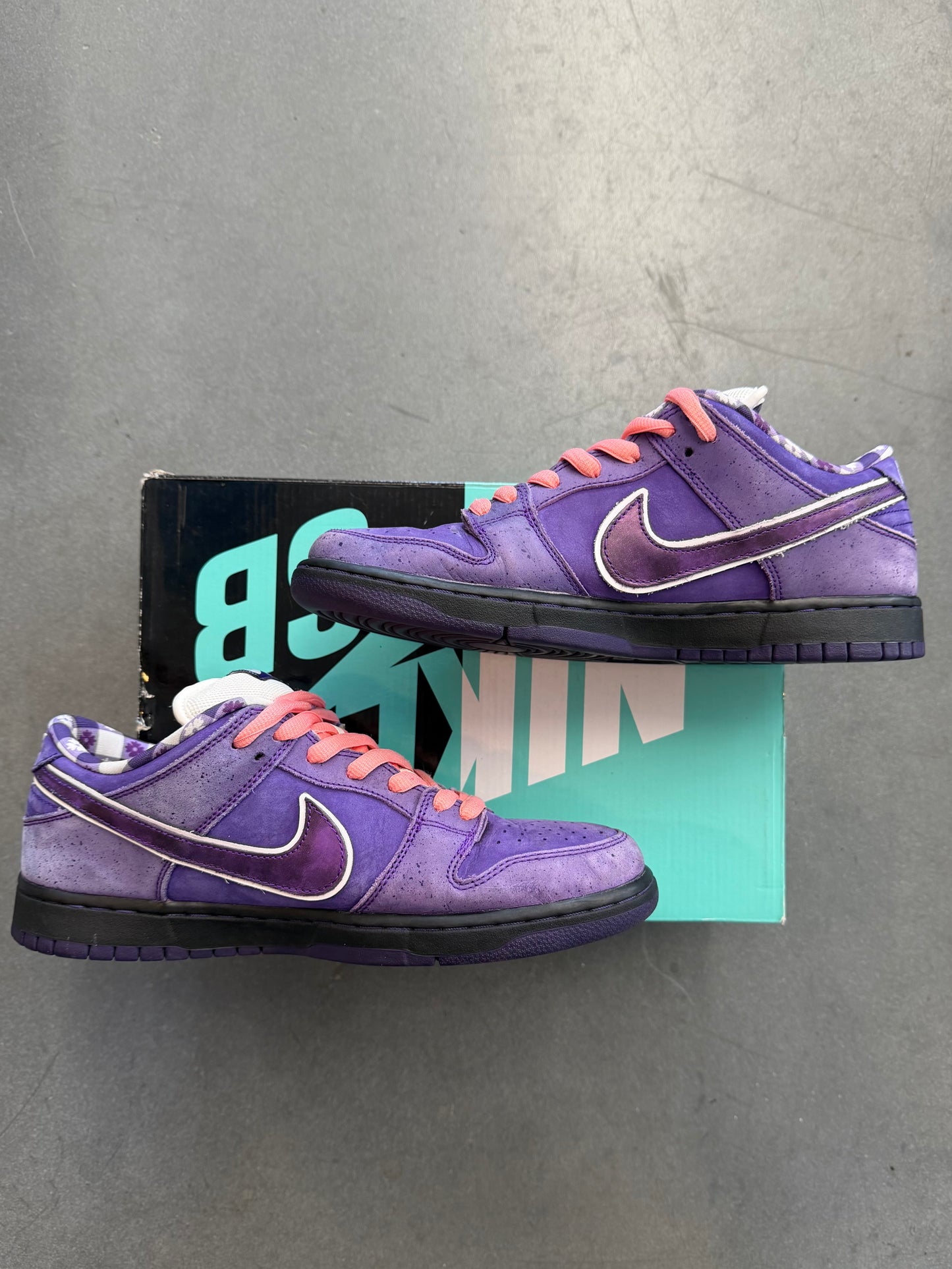 2018 SIZE 10 NIKE DUNK PURPLE LOBSTER (PRE-OWNED WITH BOX)