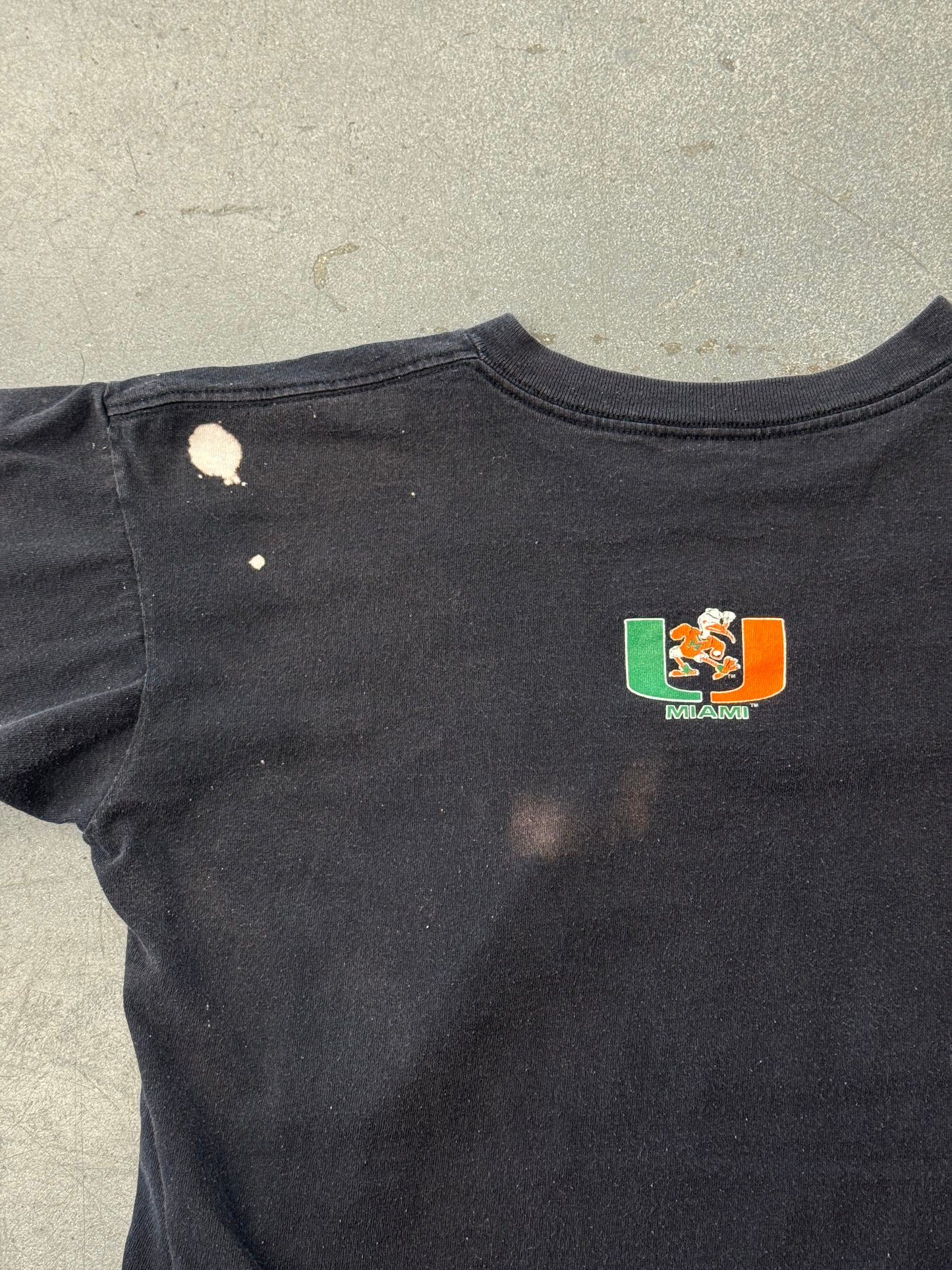 1995 MIAMI HURRICANES "PROPERTY OF MIAMI" FLAMING FOOTBALL TEE (CUT TAG)