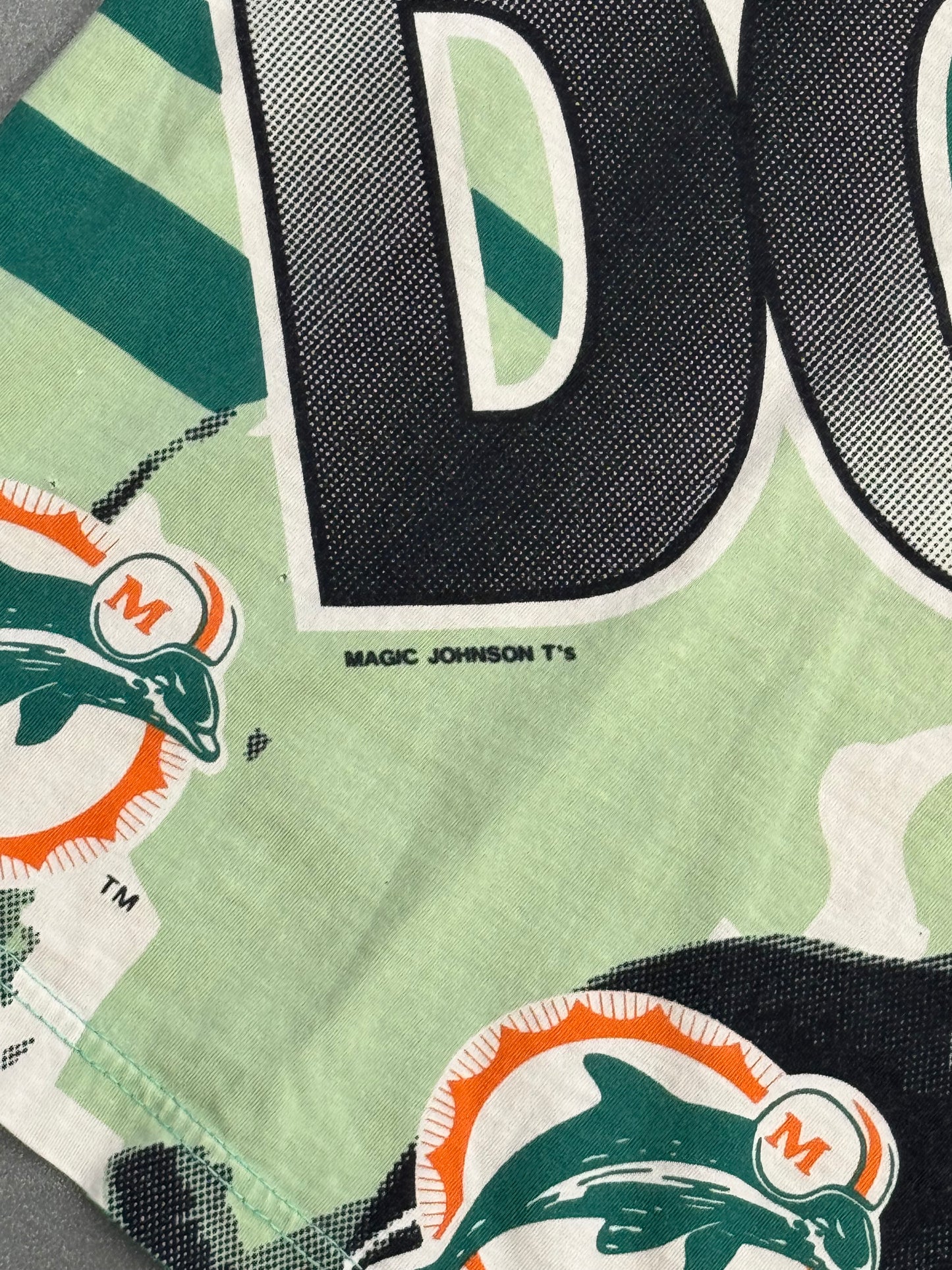 1994 MIAMI DOLPHINS MAGIC JOHNSON AOP TEE (AMERICA'S FAVORITES TAG)