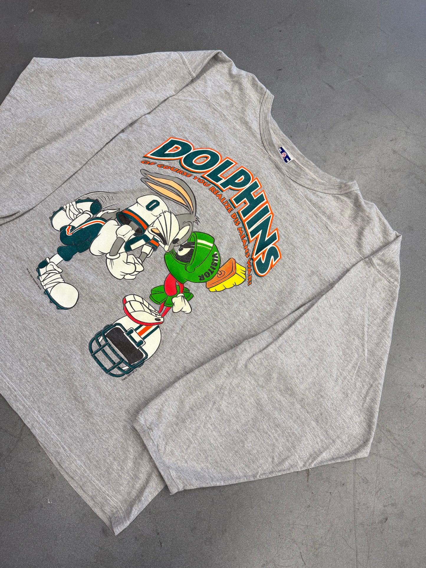 1993 MIAMI DOLPHINS LOONEY TUNES DIS MEANS WAR LS TEE (PRO SPIRIT TAG)