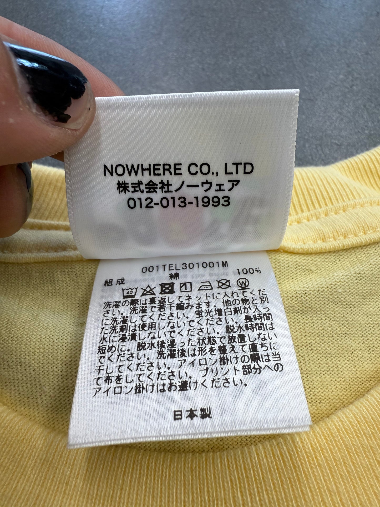 A BATHING APE COLLEGE TEE - YELLOW (XL) (NEW IN BAG)