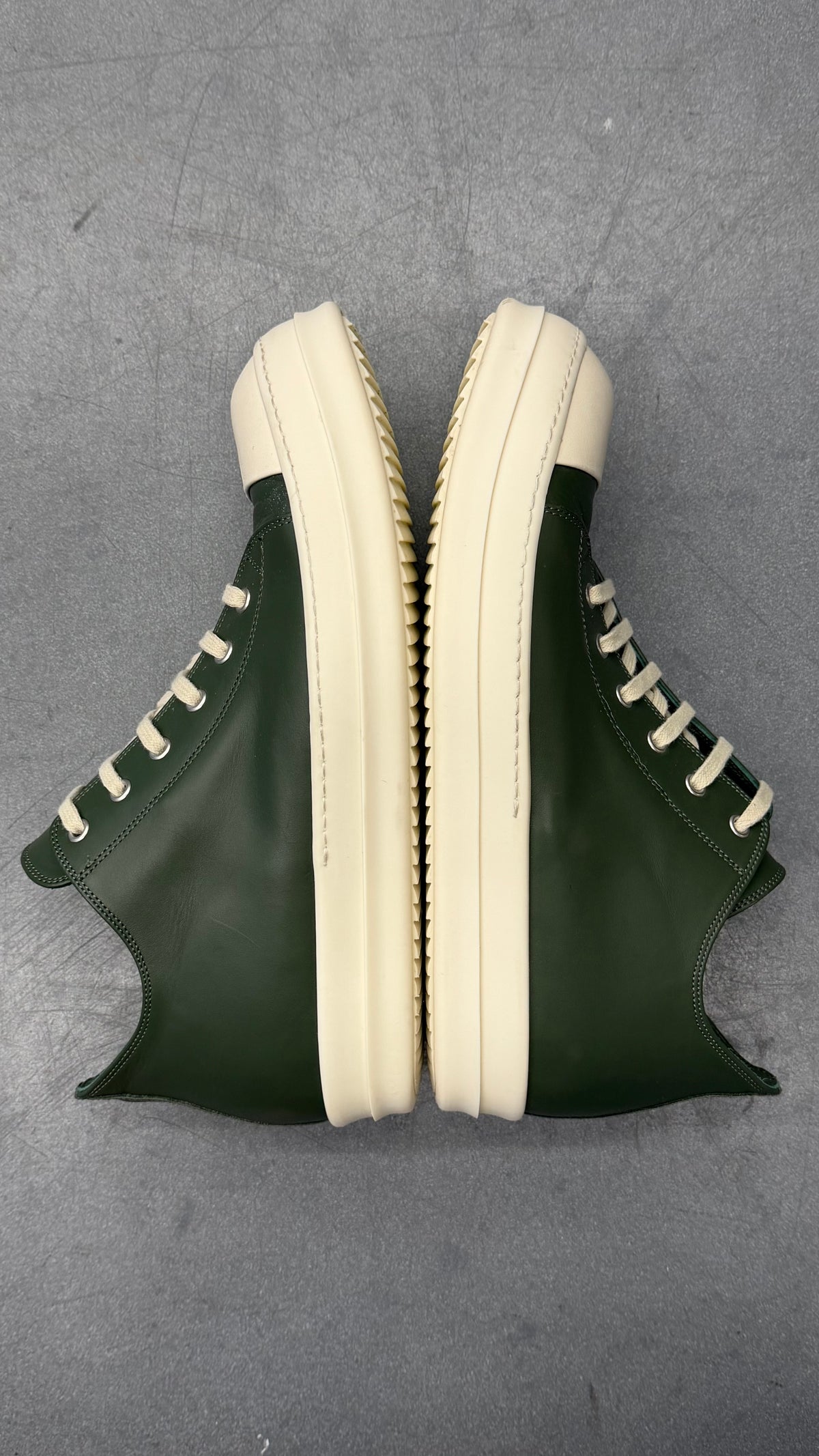 RICK OWENS LOW RAMONE LEATHER SNEAKERS - MOSS