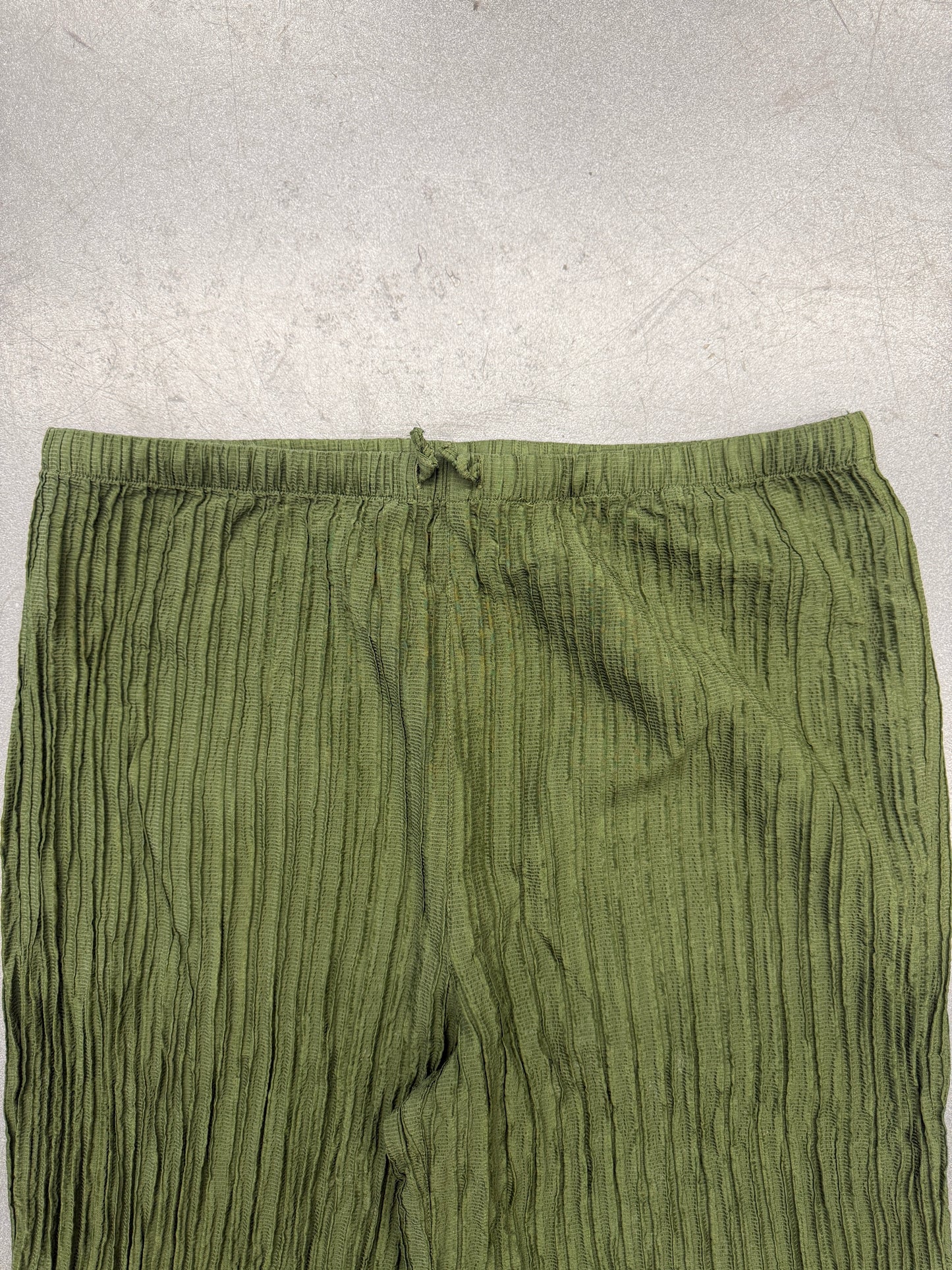 KITH WOMEN KAVI II PLISSE DRAWSTRING PANT - KELP