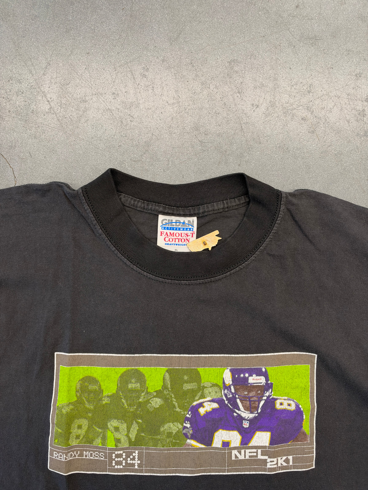 2001 RANDY MOSS #84 MINNESOTA VIKINGS NFL 2K1 SEGA SPORTS TEE (GILDAN TAG)