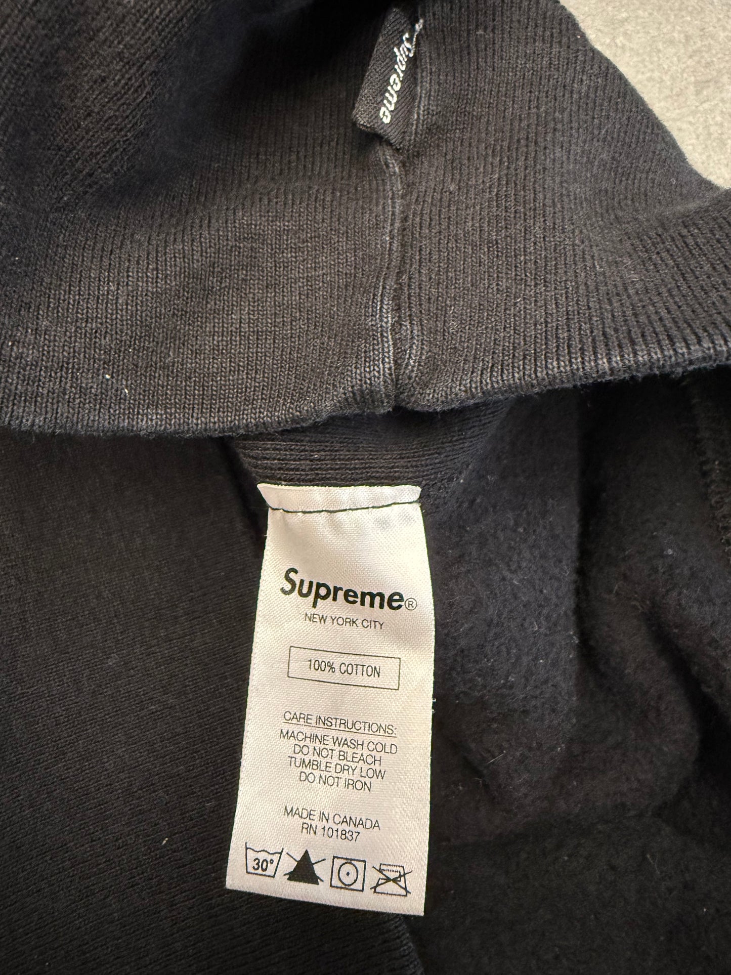 FW20 SUPREME CROSS BOX LOGO HOODED SWEATSHIRT