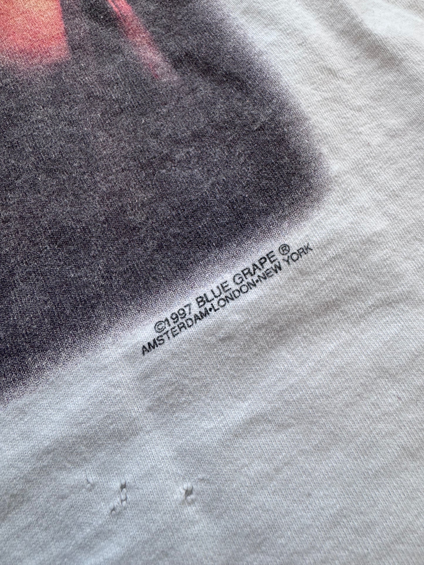 1997 THE TEXAS CHAINSAW MASSACRE TEE (M & O KNITS TAG)