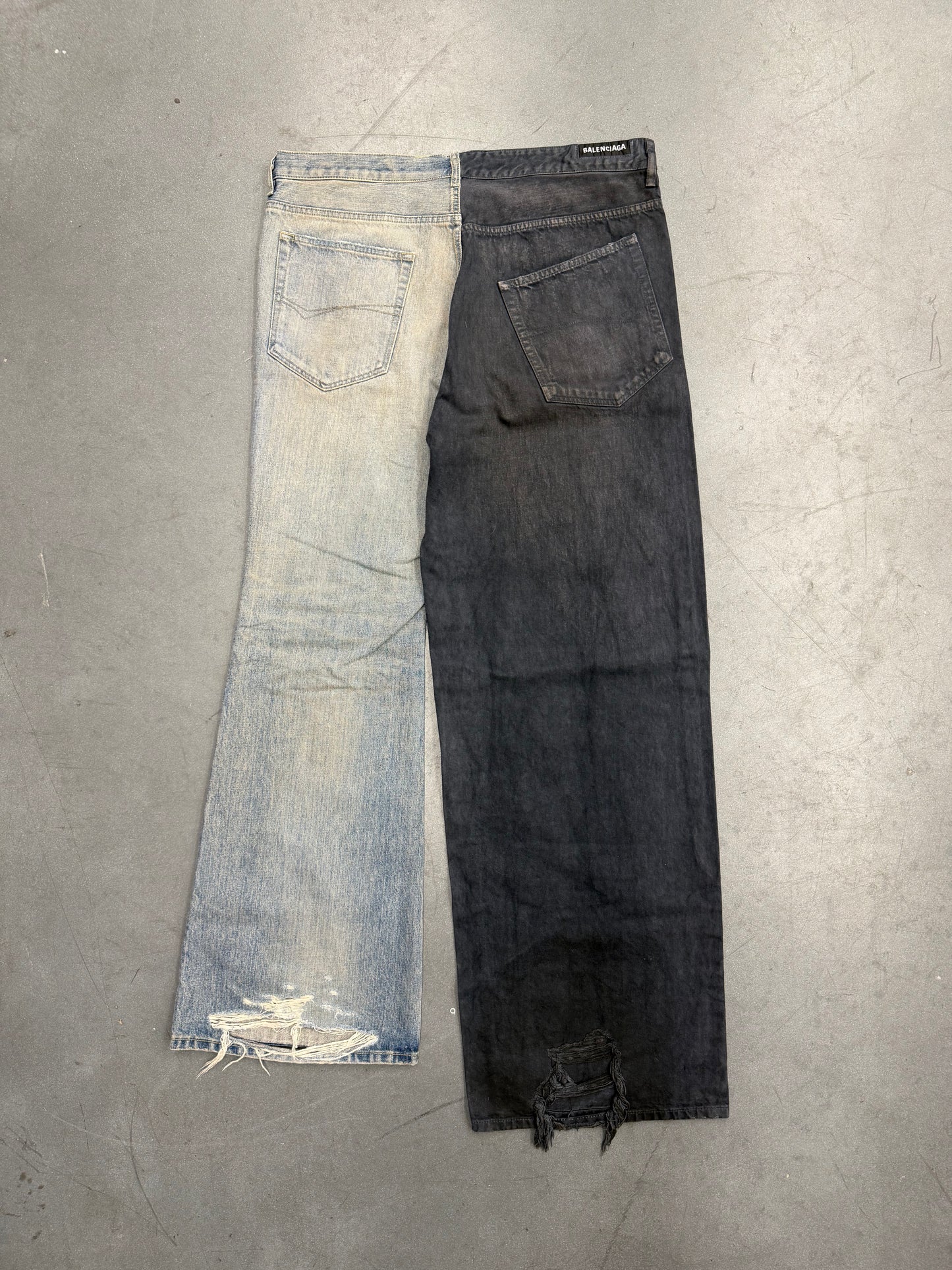 BALENCIAGA FIFTY-FIFTY JEANS BLACK/MEDIUM WASH - NWT