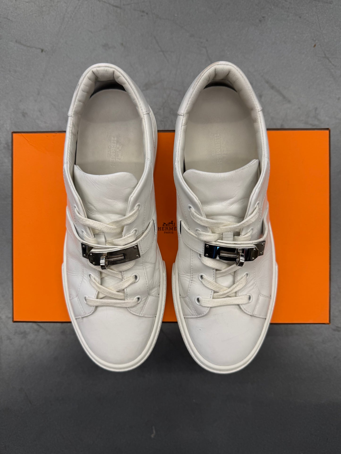 HERMES KELLY BUCKLE DAY SNEAKER (W/BOX)