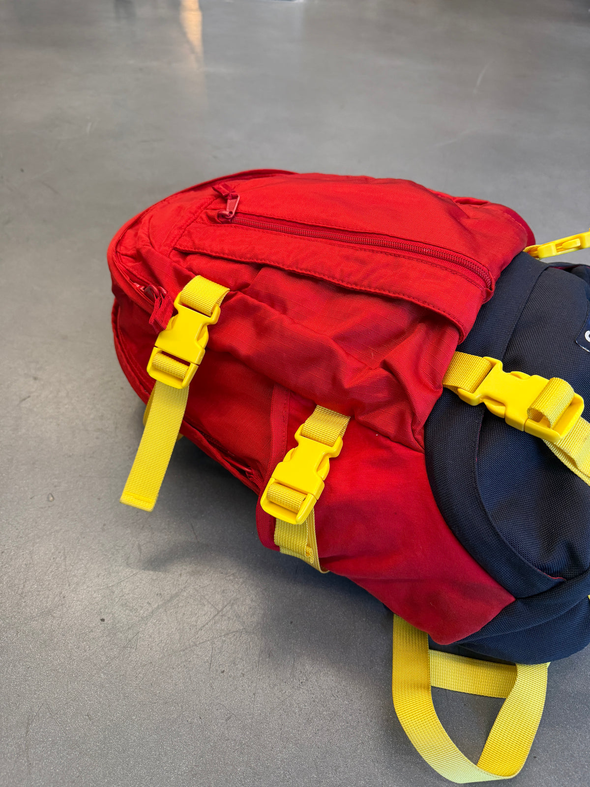 SS07 SUPREME EL MARTILLO 22ND BACKPACK