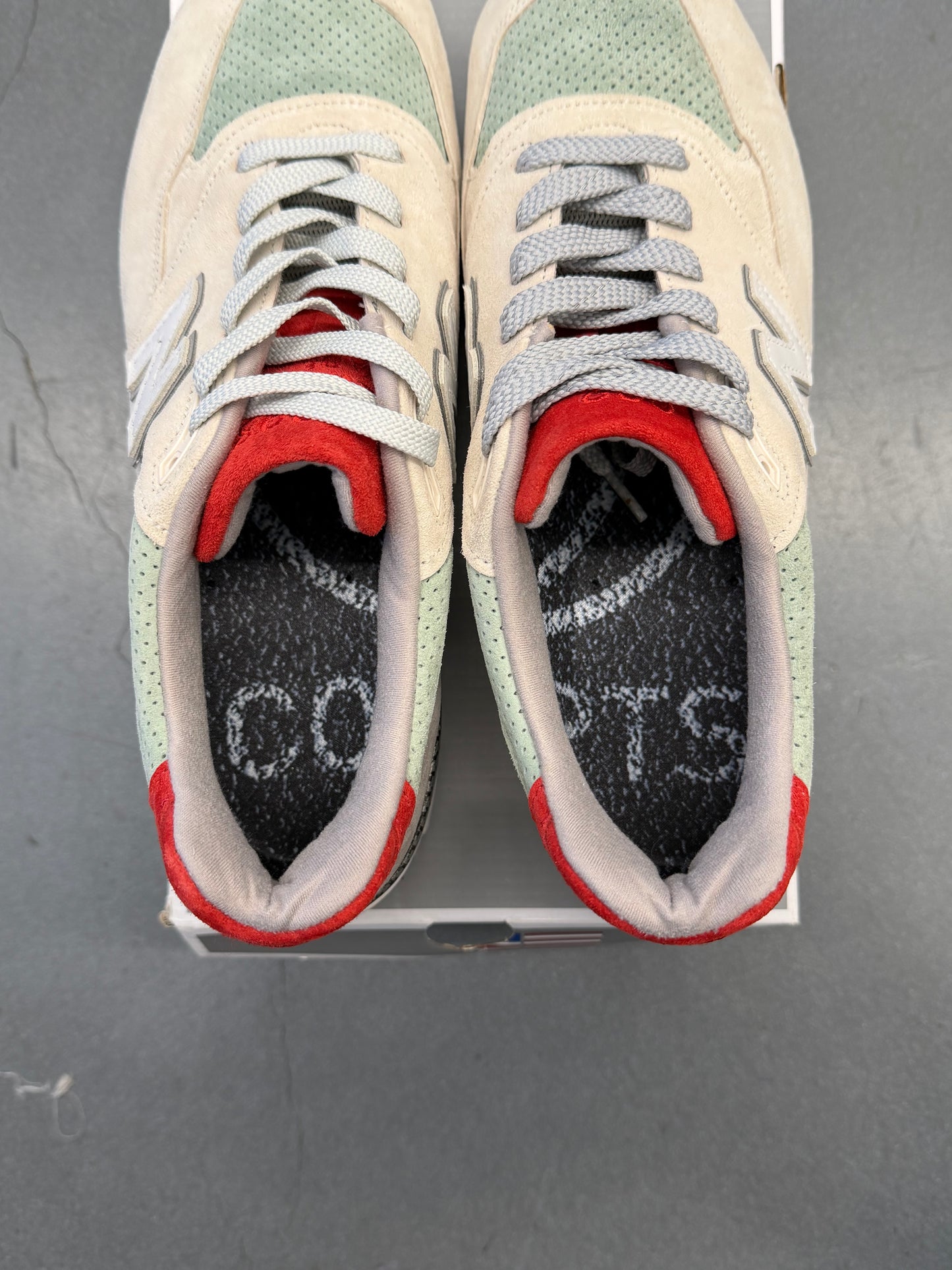 NEW BALANCE 998 CONCEPTS GRAND TOURER SNEAKERS (W/BOX)