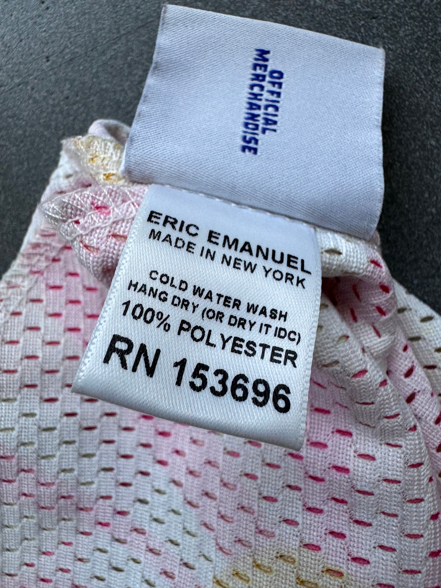 ERIC EMANUEL EE BASIC SHORT PINK DAISIES (S)