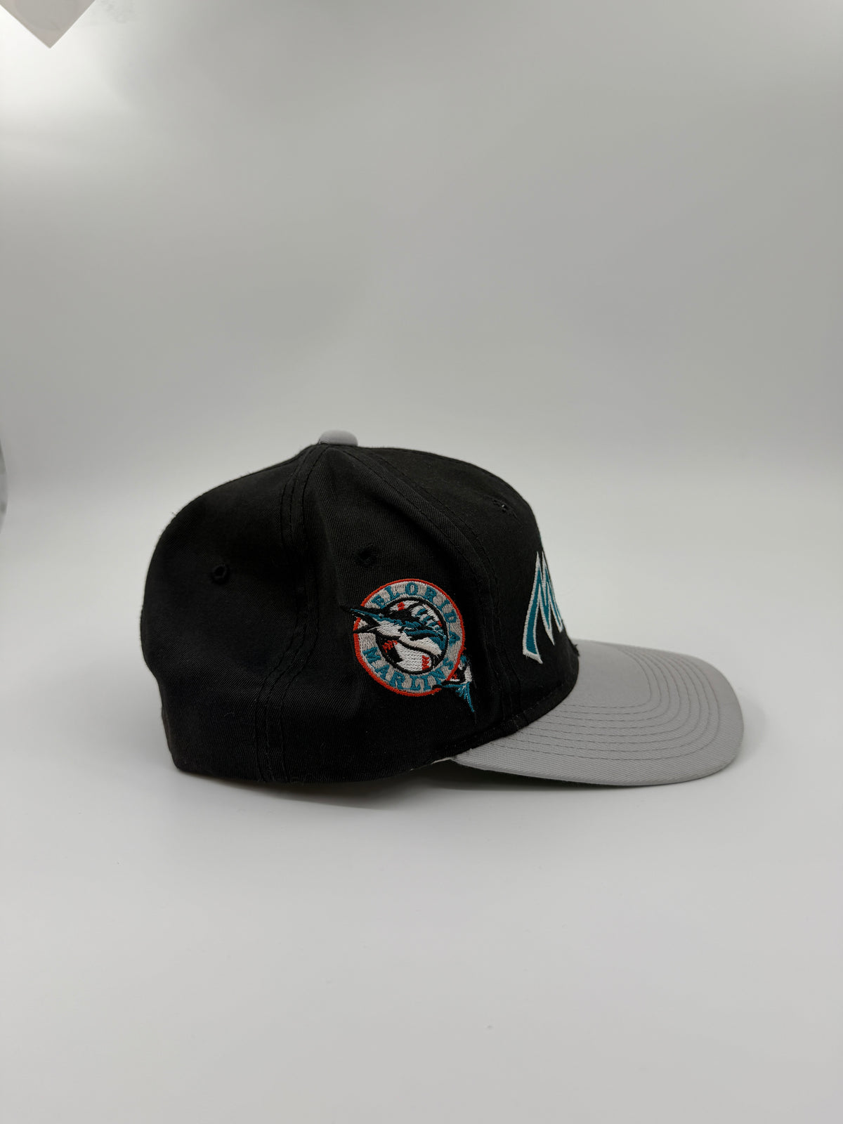 90'S FLORIDA MARLINS GREY OUTLINE SCRIPT SNAPBACK (BLACK/GREY) (THE TWILL TAG)