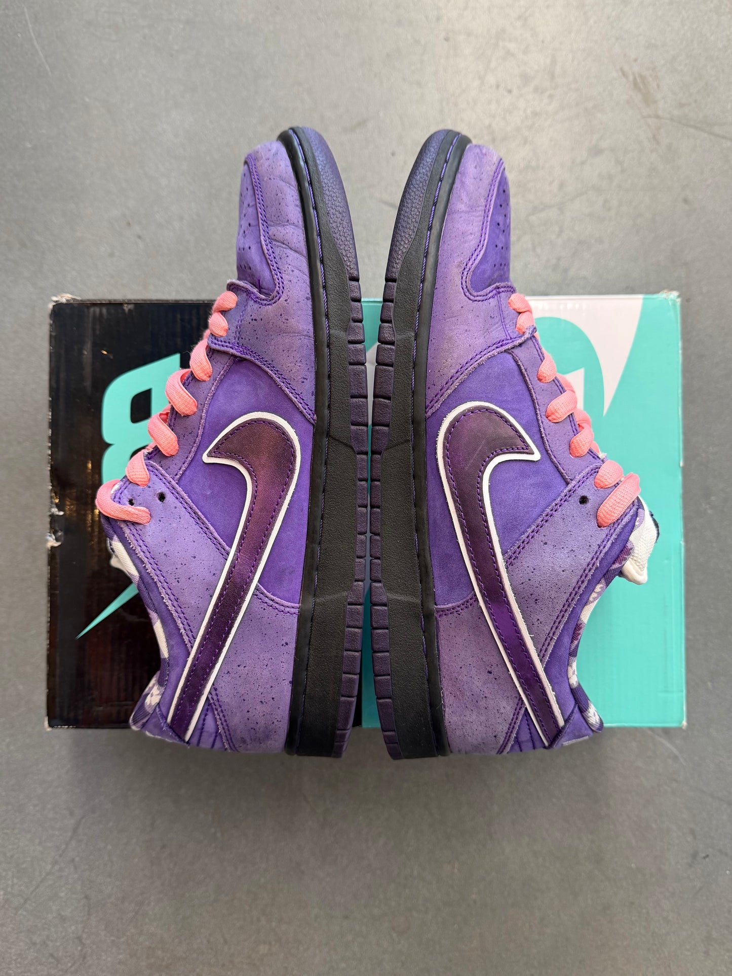 2018 SIZE 10 NIKE DUNK PURPLE LOBSTER (PRE-OWNED WITH BOX)
