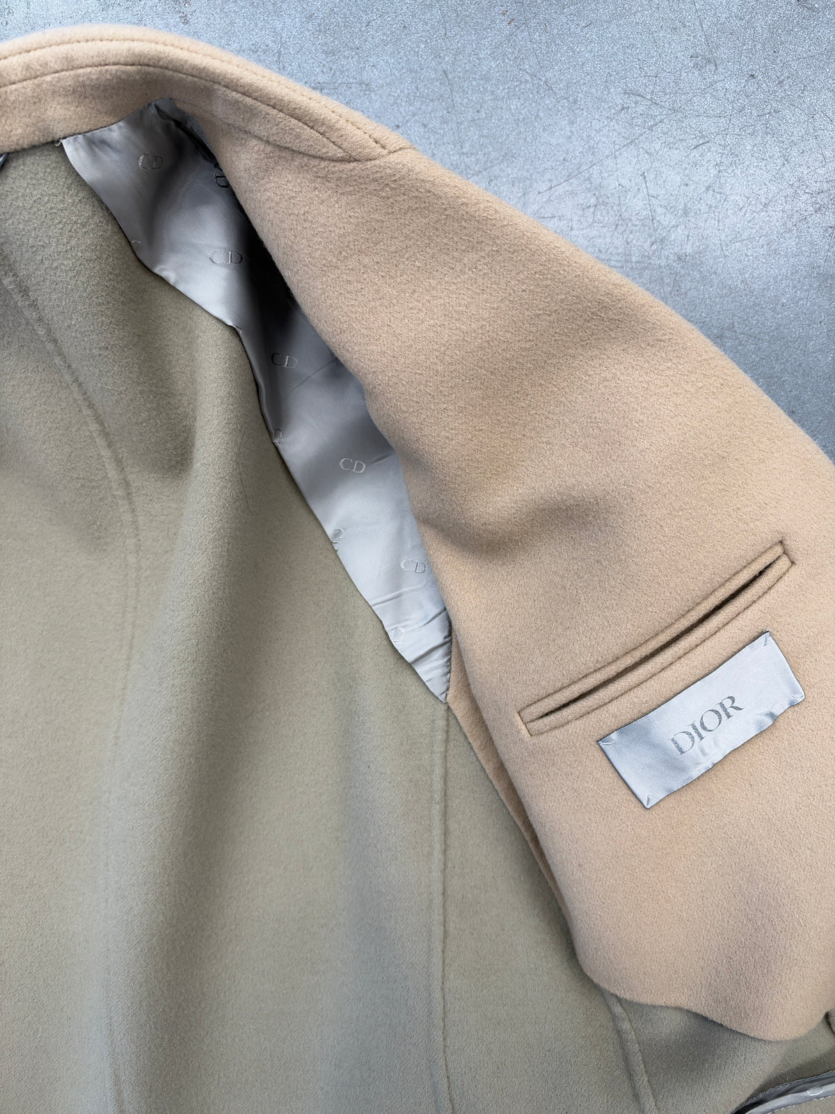90S CHRISTIAN DIOR WOOL TRENCH COAT