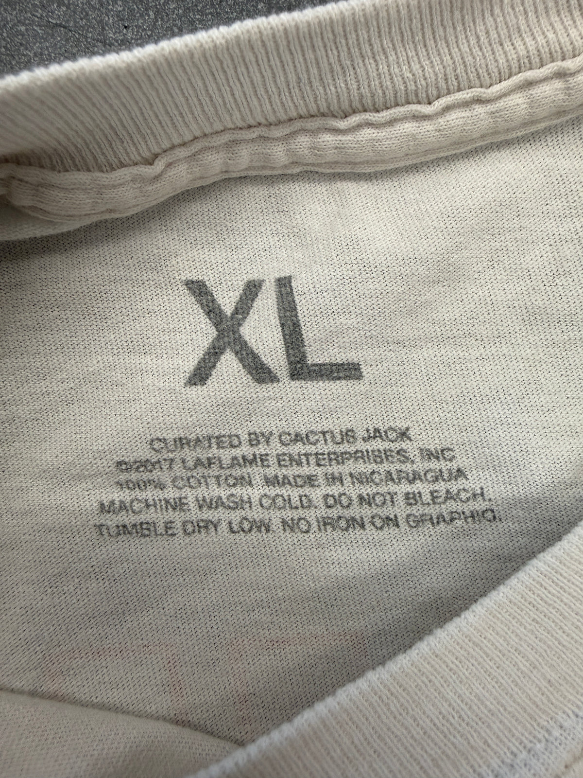 2015 TRAVIS SCOTT BIRD'S EYE VIEW TOUR MMXVII LS TEE