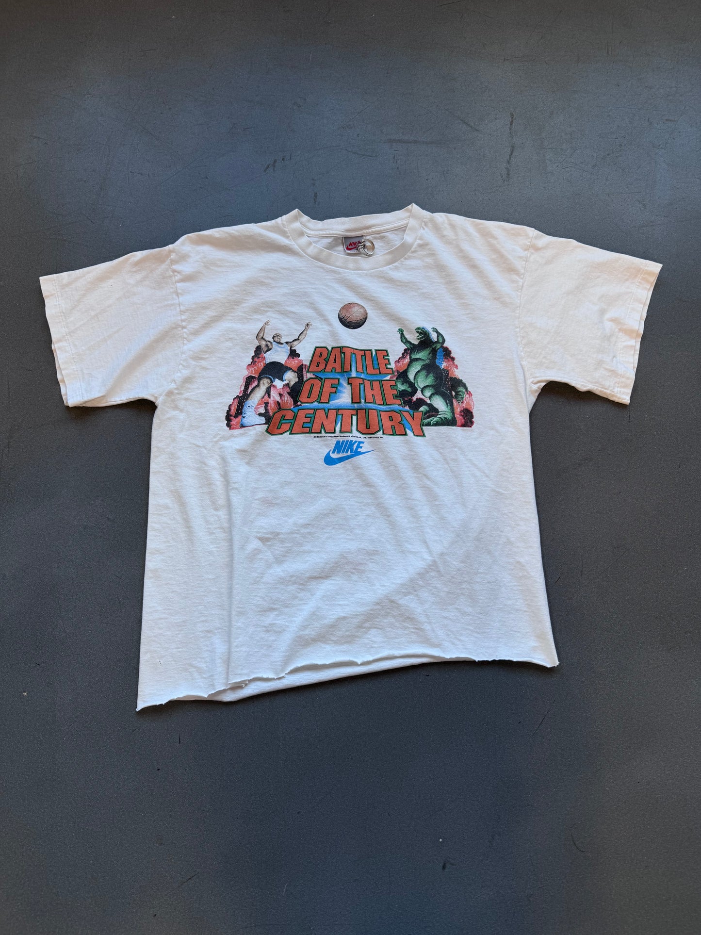 90'S NIKE CHARLES BARKLEY GODZILLA BATTLE OF THE CENTURY CROPPED TEE (GREY NIKE TAG)