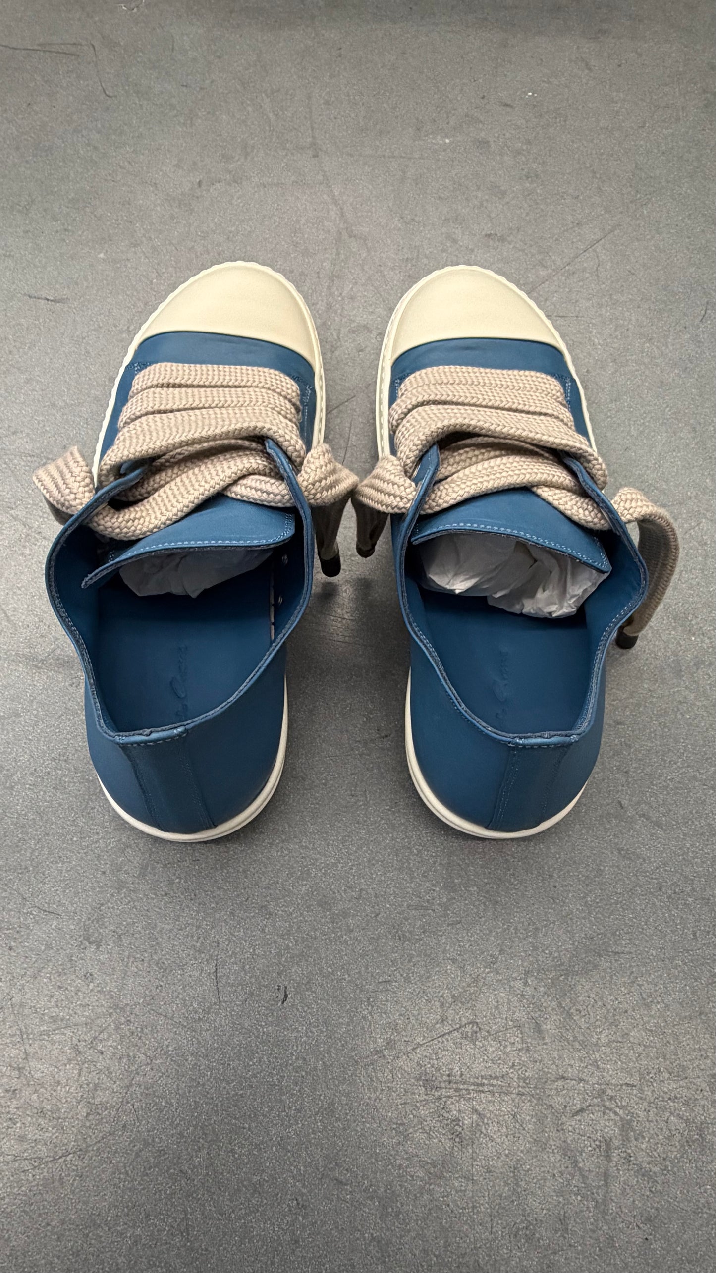 RICK OWENS JUMBOLACE LOW SNEAKS - NUBLU/MILK/MILK