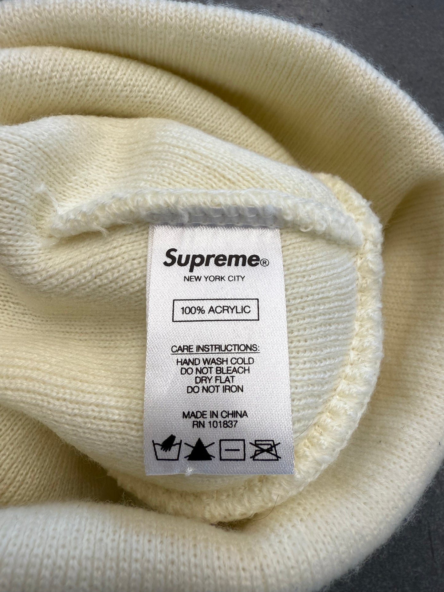 SS20 SUPREME CROSSOVER BEANIE - NATURAL