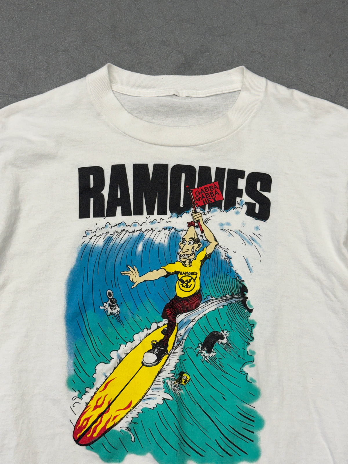 90'S RAMONES HEY HO LETS GO TEE (PULLED TAG)