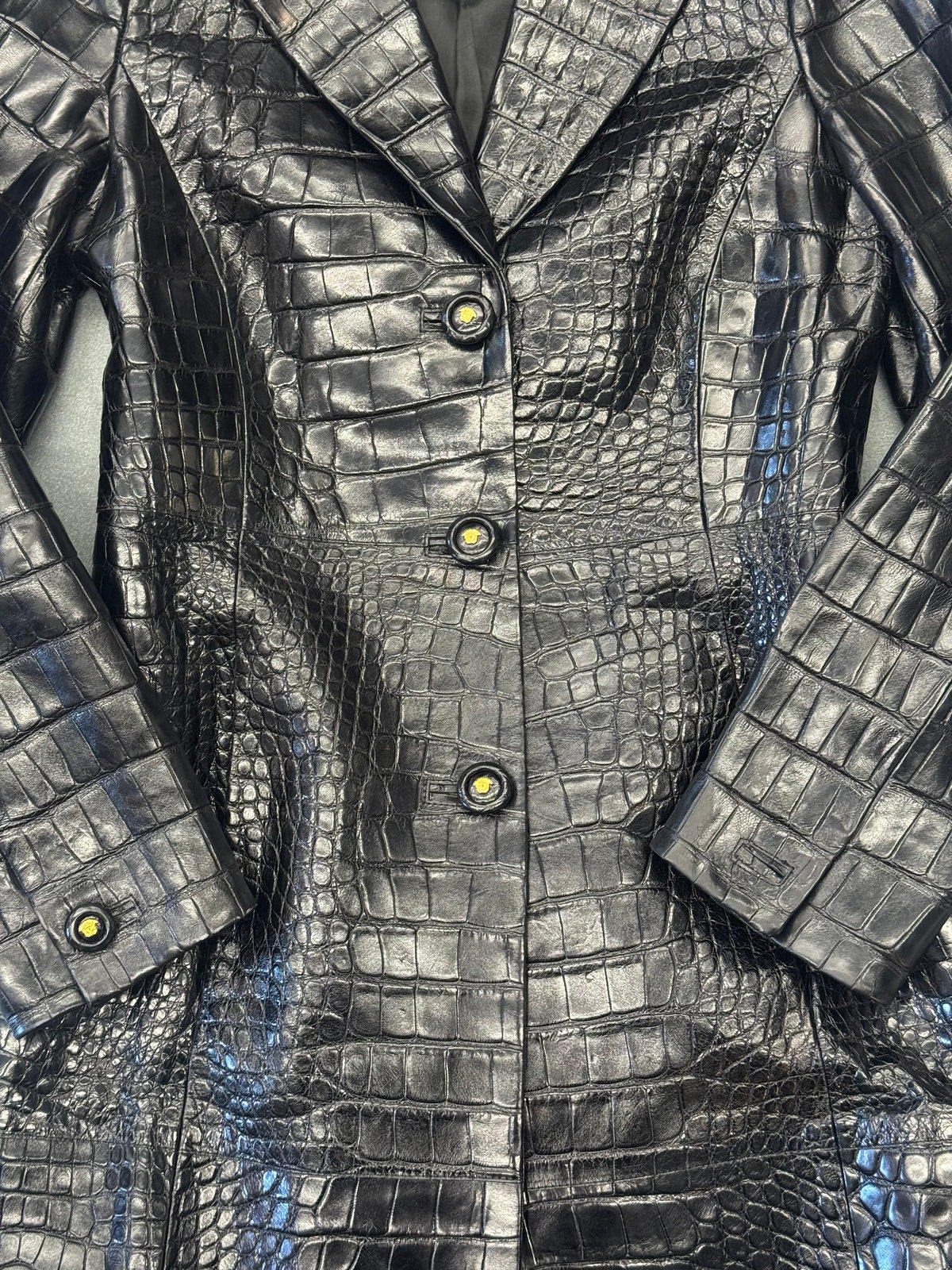 2006 GIANNI VERSACE COUTURE LIMITED EDITION 2/10 GENUINE BLACK ALLIGATOR LONG COAT