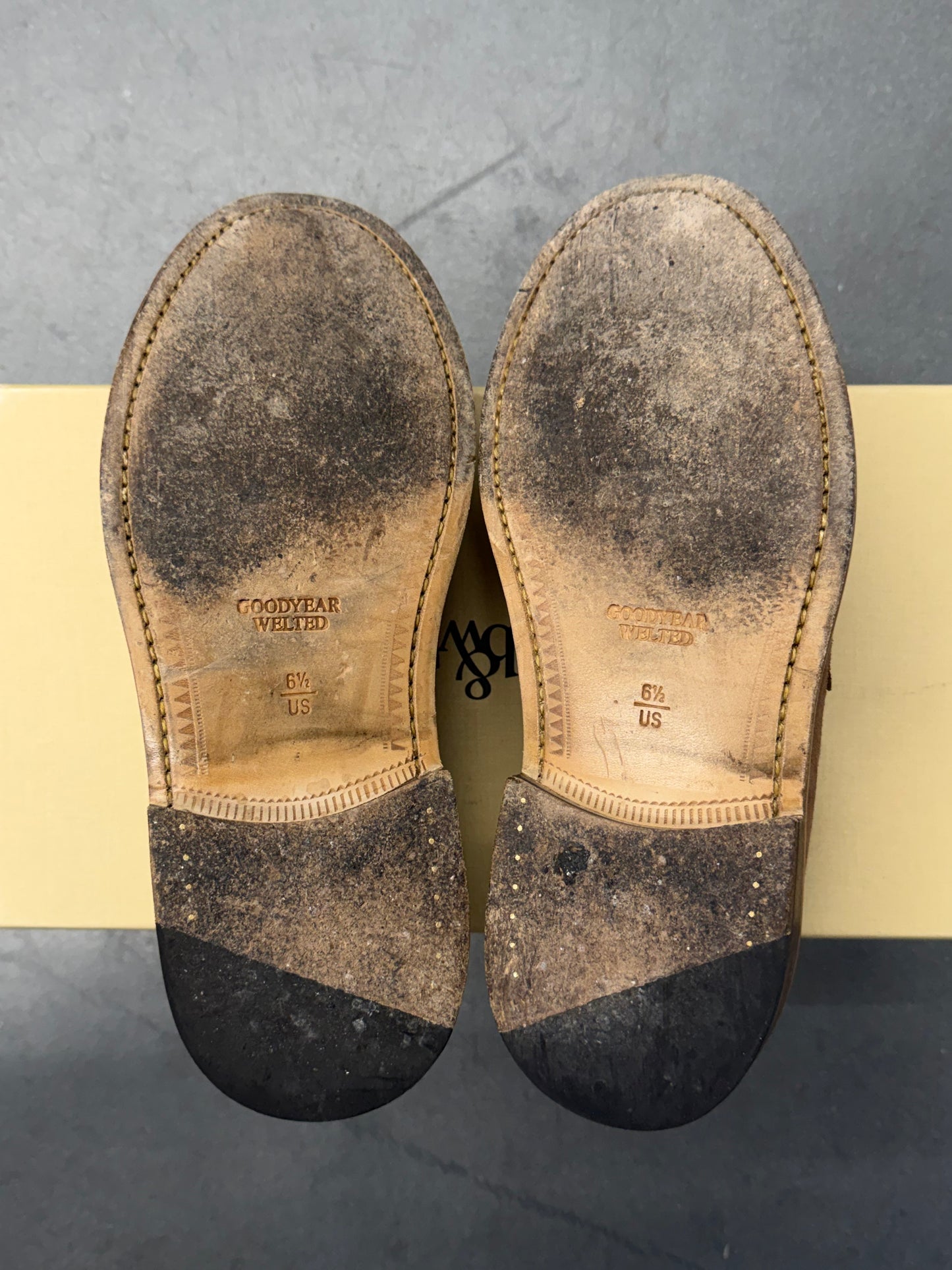 SIZE 6.5 KITH FOR BLACKSTOCK & WEBER THE ELLIS PENNY LOAFER - BEIGE (PRE-OWNED WITH BOX)