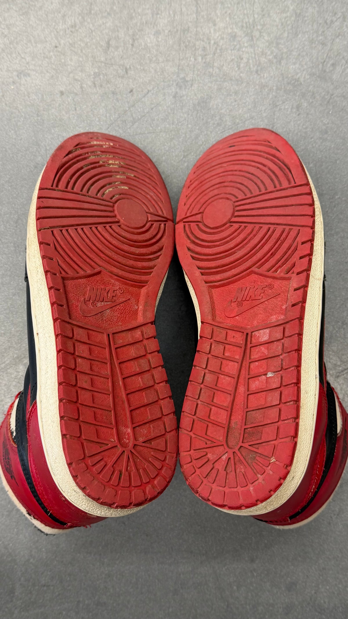 1985 AIR JORDAN 1 HIGH - BRED (E)