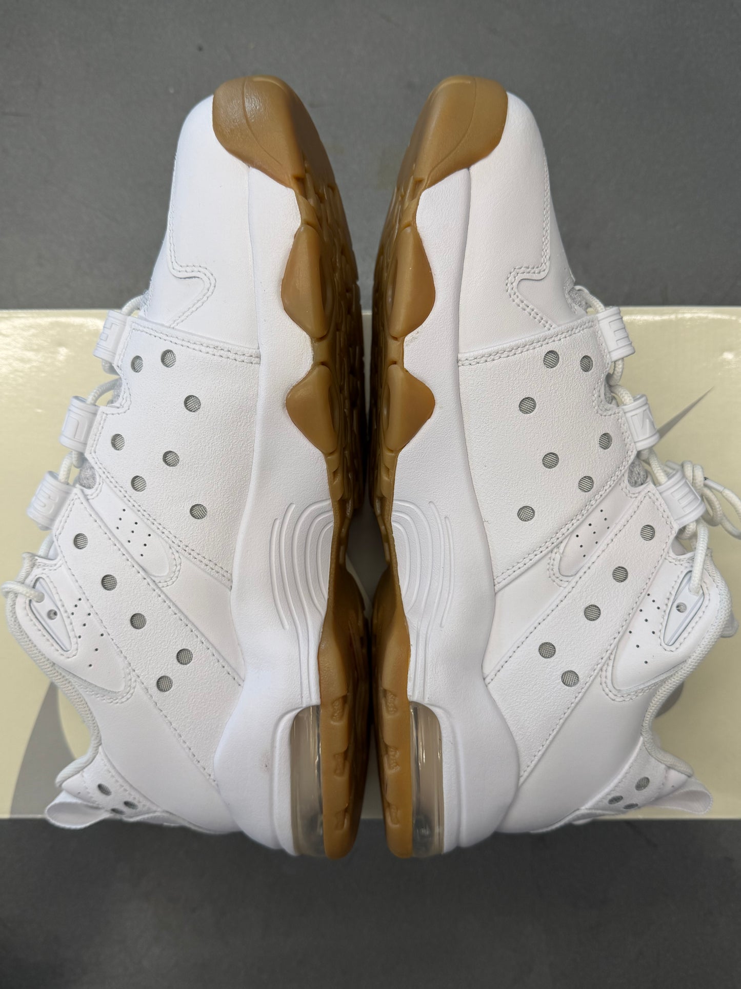 SS26 SUPREME NIKE SB AIR MAX 2 CB '94 LOW - SUPREME WHITE GUM (W/BOX)