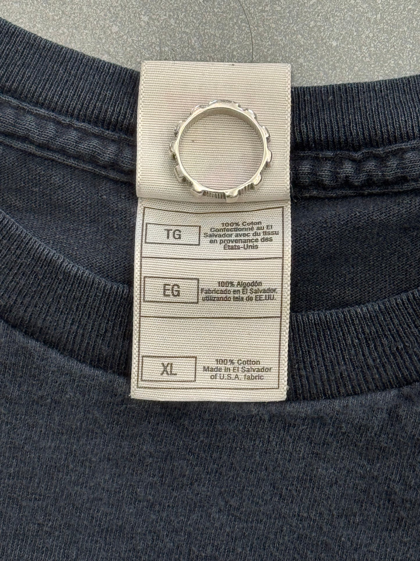 2004 HALF LIFE 2 VIDEO GAME FADED TEE (FOTL TAG)