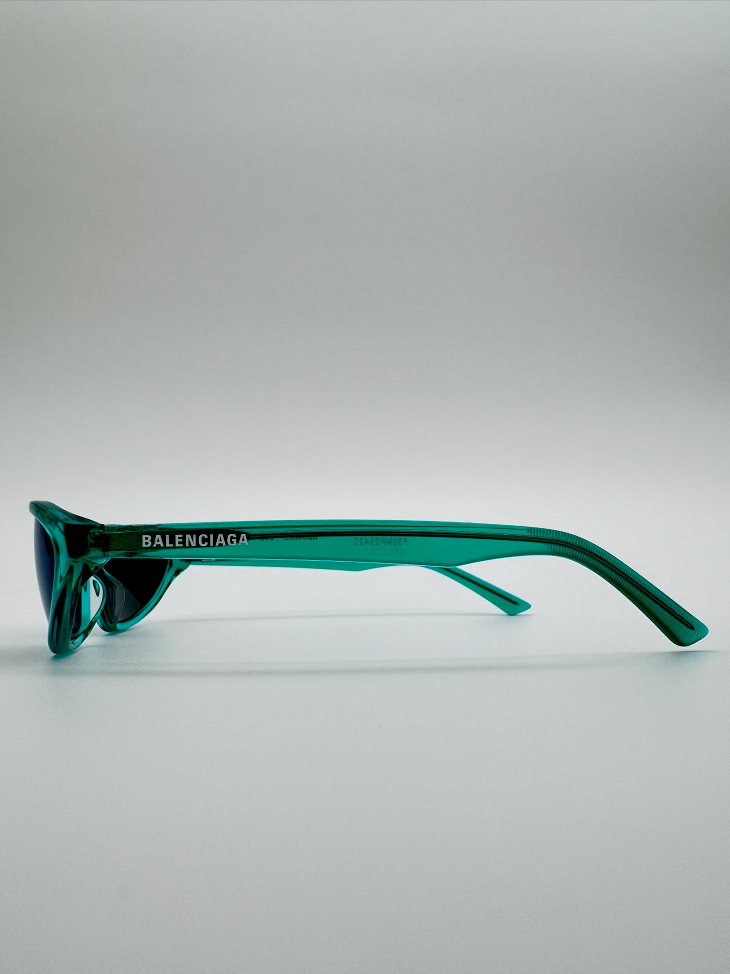 BALENCIAGA NEO OVAL 2.0 SUNGLASSES BB0402S 005 GREEN