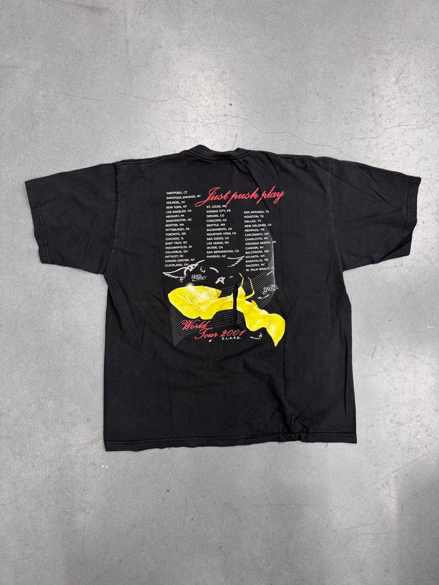 2001 AEROSMITH JUST PUSH PLAY WORLD TOUR ROBOT IN A DRESS TEE (GIANT TAG)