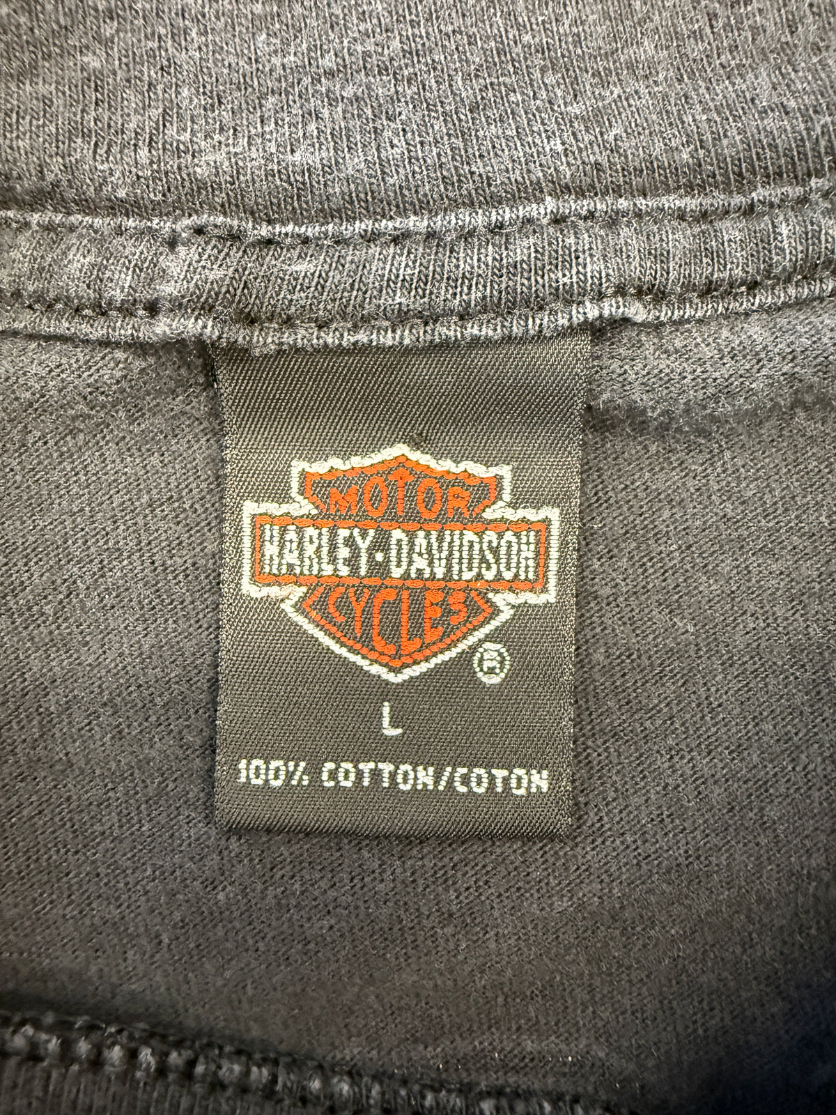 2000 HARLEY-DAVIDSON CHICAGO, ILLINOIS LONGSLEEVE POCKET TEE (HARLEY DAVIDSON TAG)