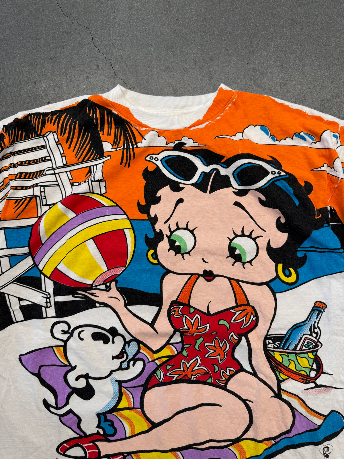 1994 BETTY BOOP BATHING BEAUTY FREEZE AOP TEE (XL TAG)