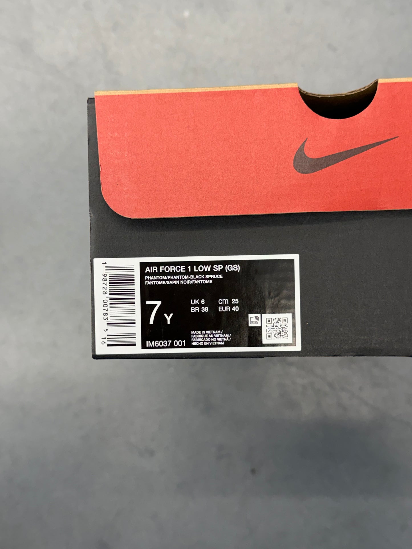 2025 SIZE 7Y NIKE AIR FORCE 1 LOW KITH PANTHOM (PRE-OWNED WITH BOX)
