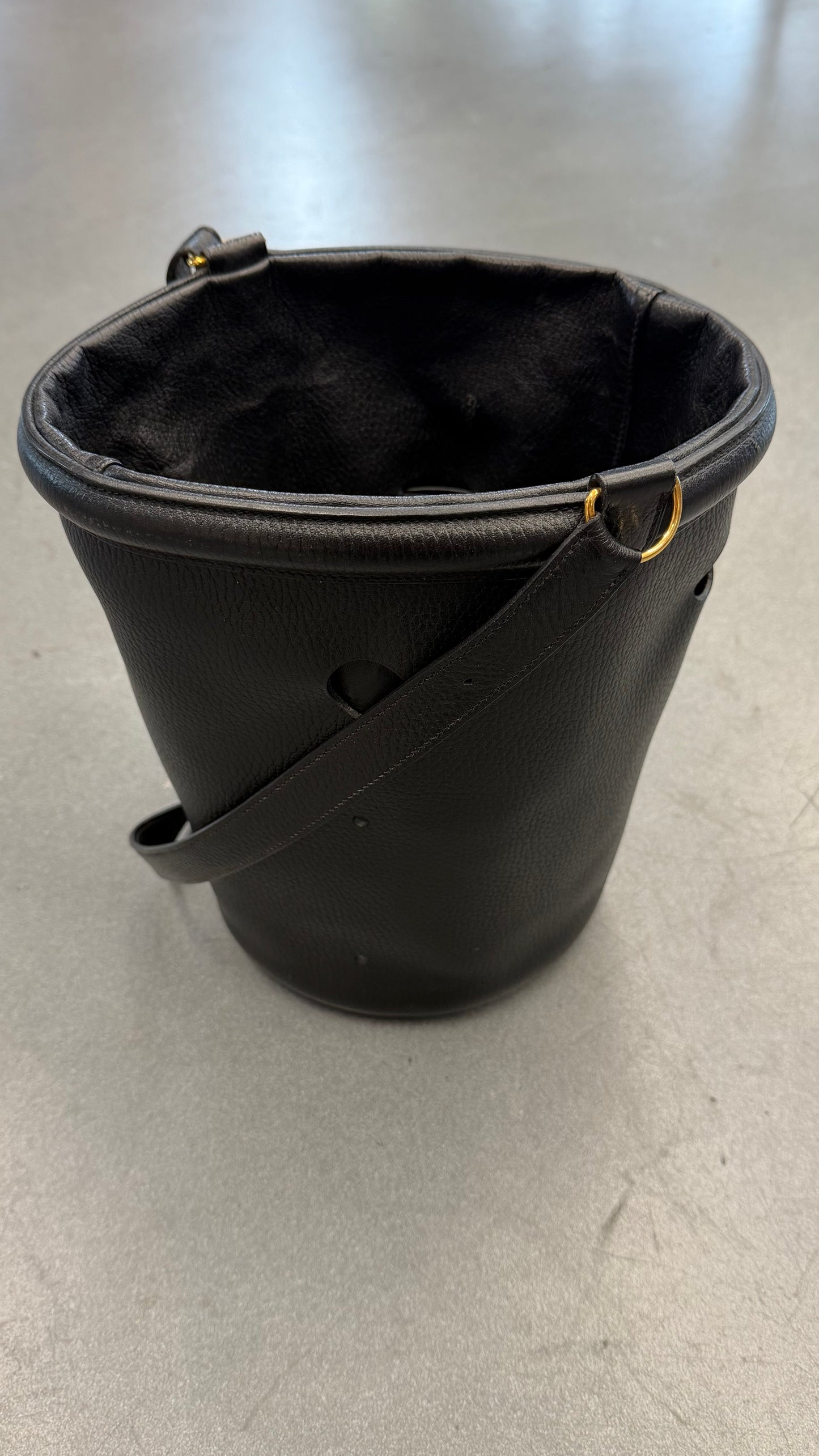 VINTAGE HERMES CALF LEATHER BUCKET BAG