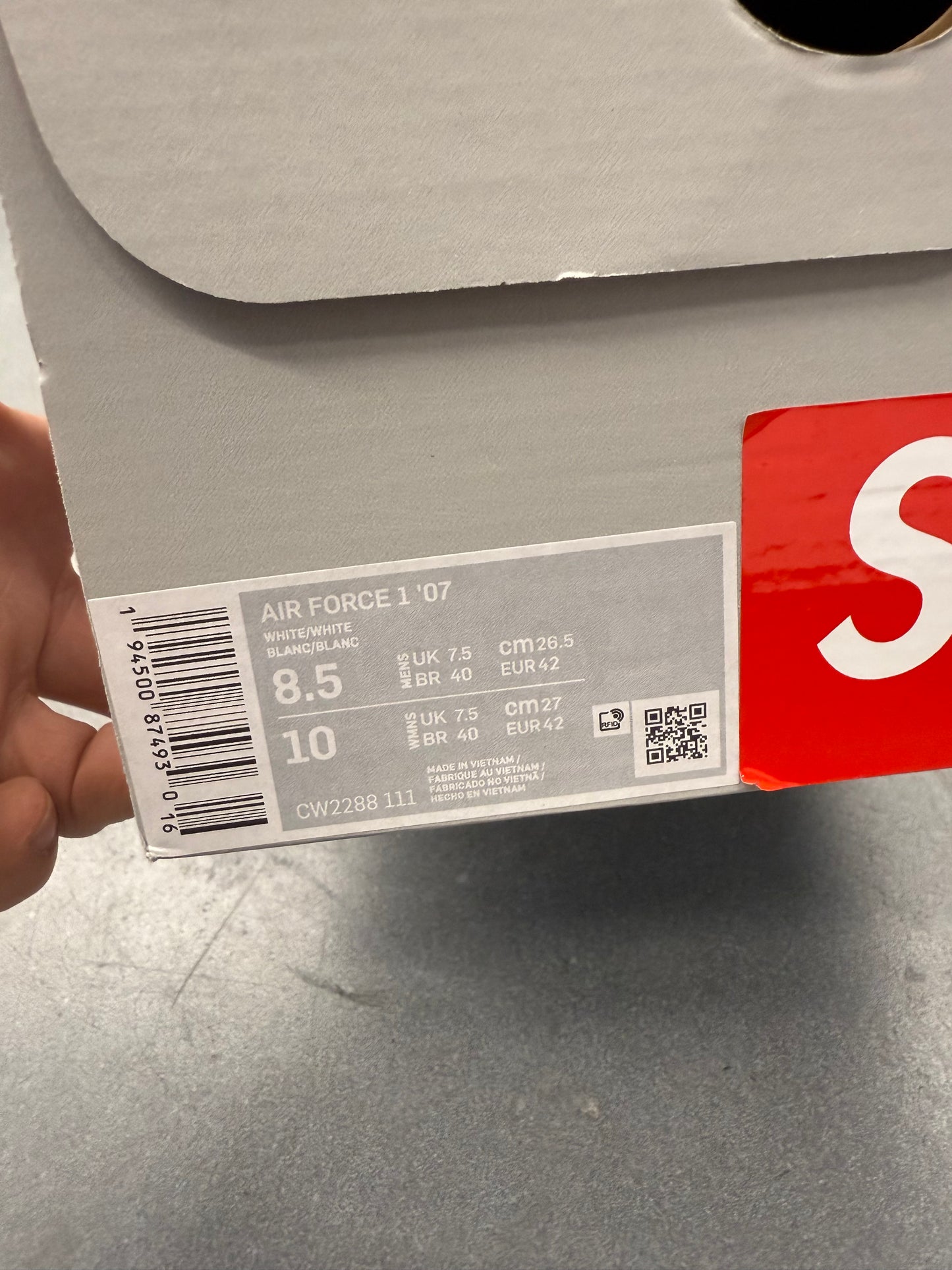 SS24 SIZE 8.5 SUPREME NIKE AIR FORCE 1 LOW SHANGHAI EXCLUSIVE (REPLACEMENT BOX)