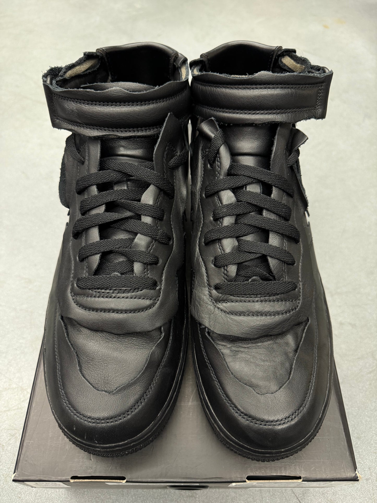 2020 SIZE 12 NIKE AIR FORCE 1 MID CDG COMME DES GARCONS BLACK (PRE-OWNED WITH BOX)