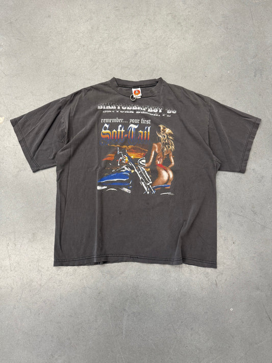 1998 BIKETOBERFEST DAYTONA BEACH SOFT-TAIL TEE (LOONEY TUNES TAG)