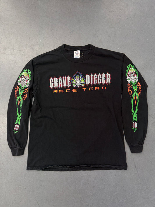 VINTAGE GRAVE DIGGER RACE TEAM SINCE 1981 LS TEE (DELTA PRO WEIGHT TAG)