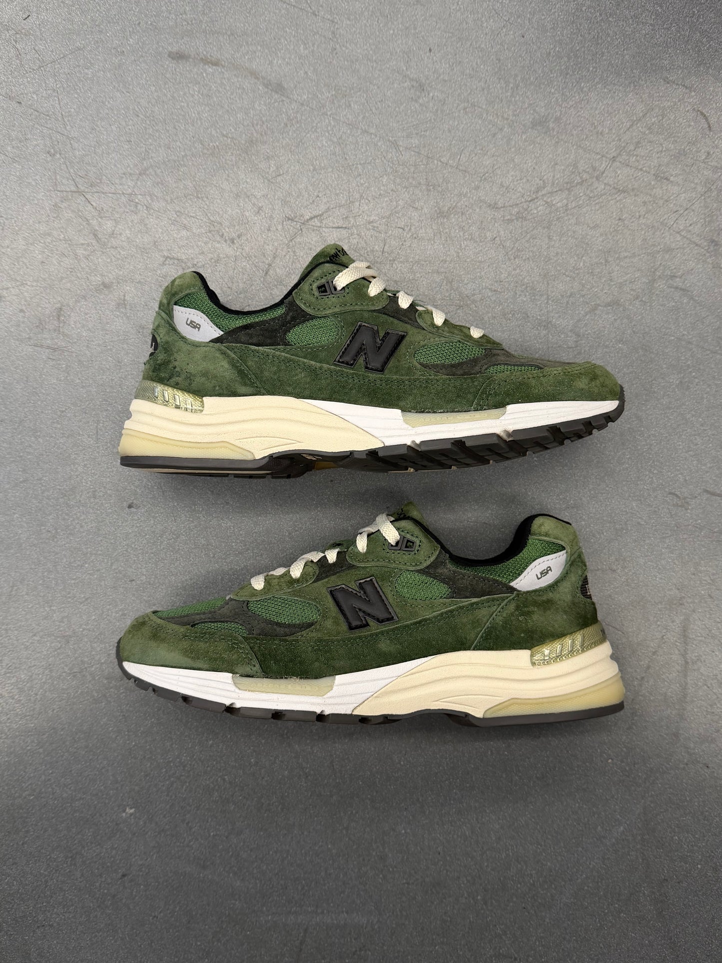 2020 SIZE 8 NEW BALANCE 992 JJJJOUND GREEN (W/O BOX)