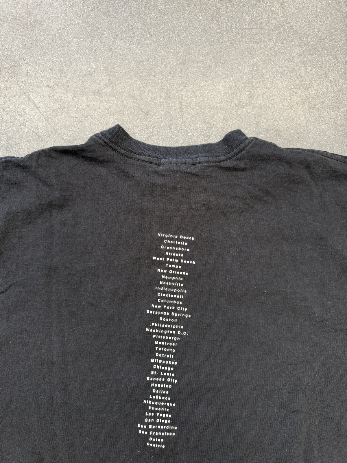 2000 PEARL JAM BINAURAL TOUR TEE (INCREDIBLE TAG)