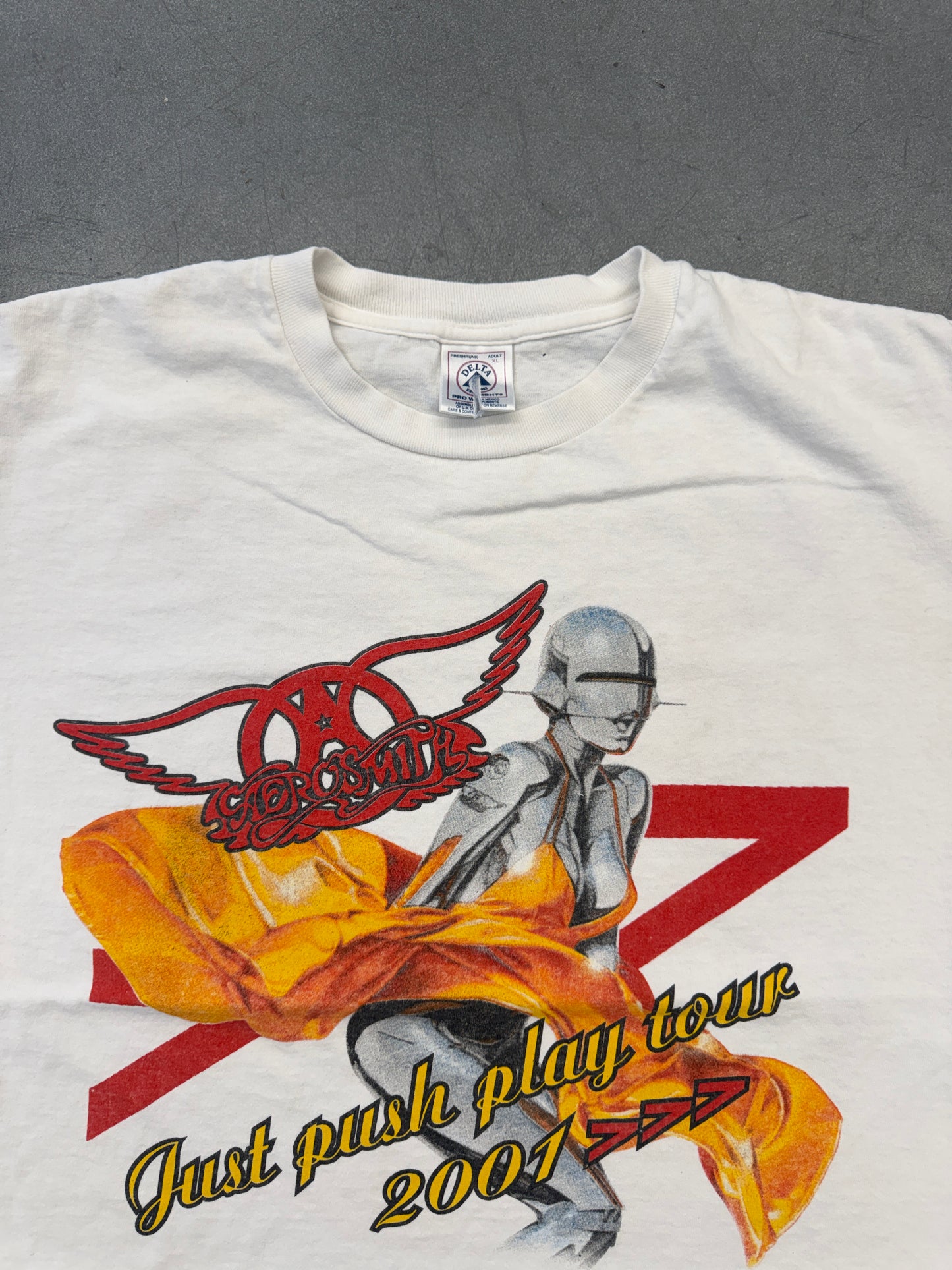 2001 AEROSMITH SORAYAMA JUST PUSH PLAY TOUR CROPPED TEE (DELTA TAG)