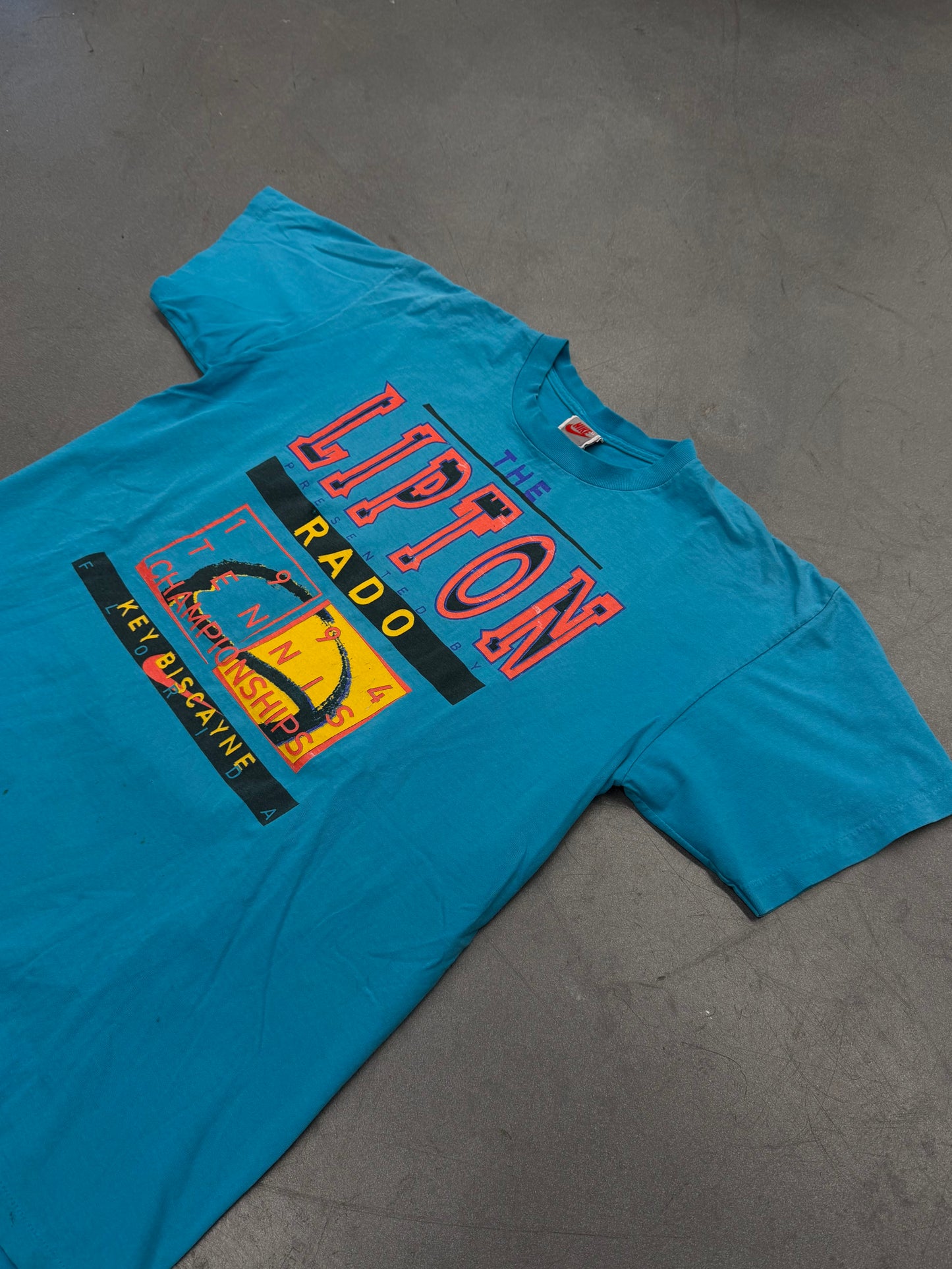 1994 THE LIPTON PRESENTED BY RADO TENNIS CHAMPIONSHIPS TEE (WHITE GREY NIKE TAG)