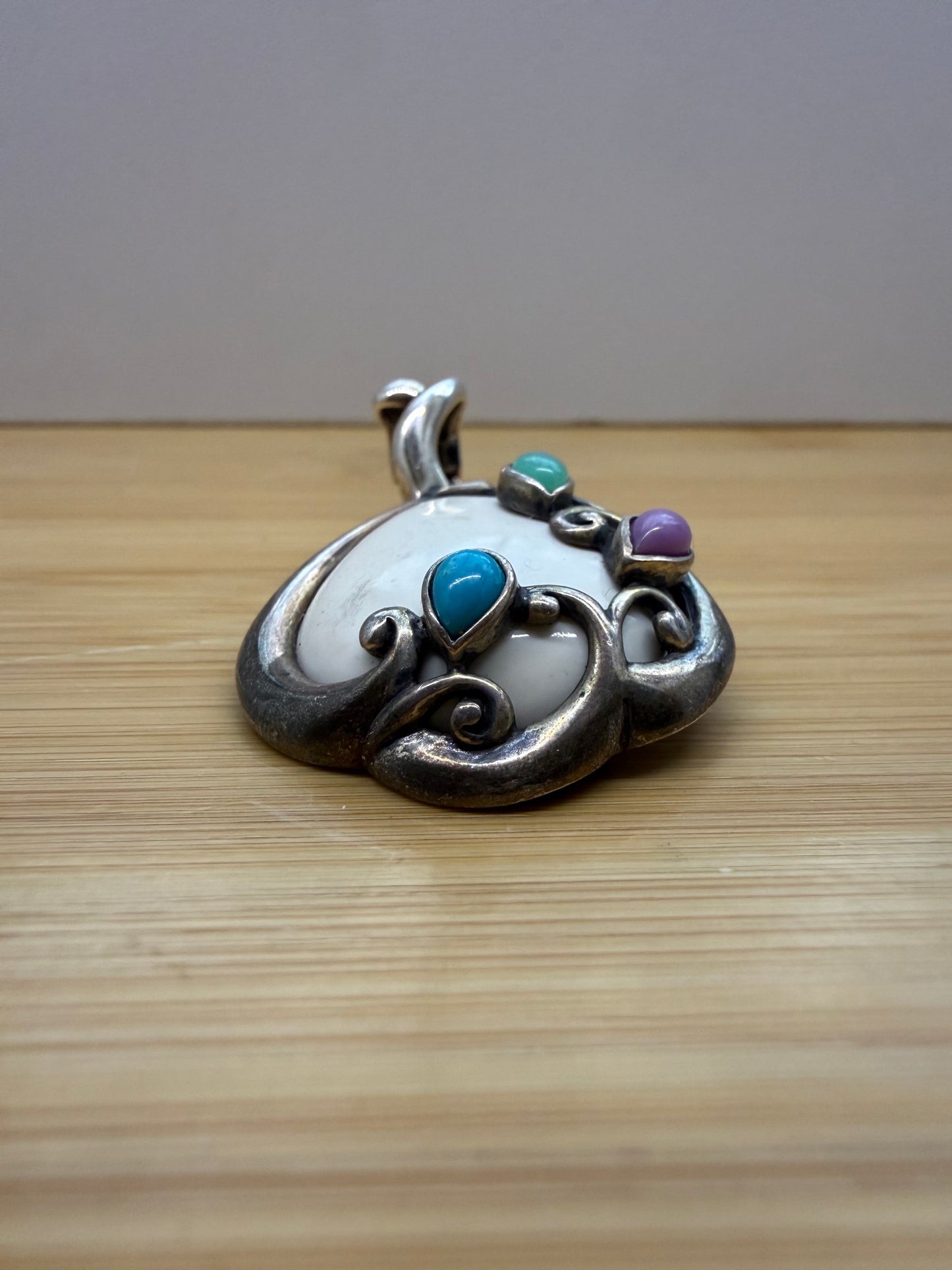 CAROLYN POLLACK RELIOS MULTI-STONE & WHITE AGATE SILVER PENDANT