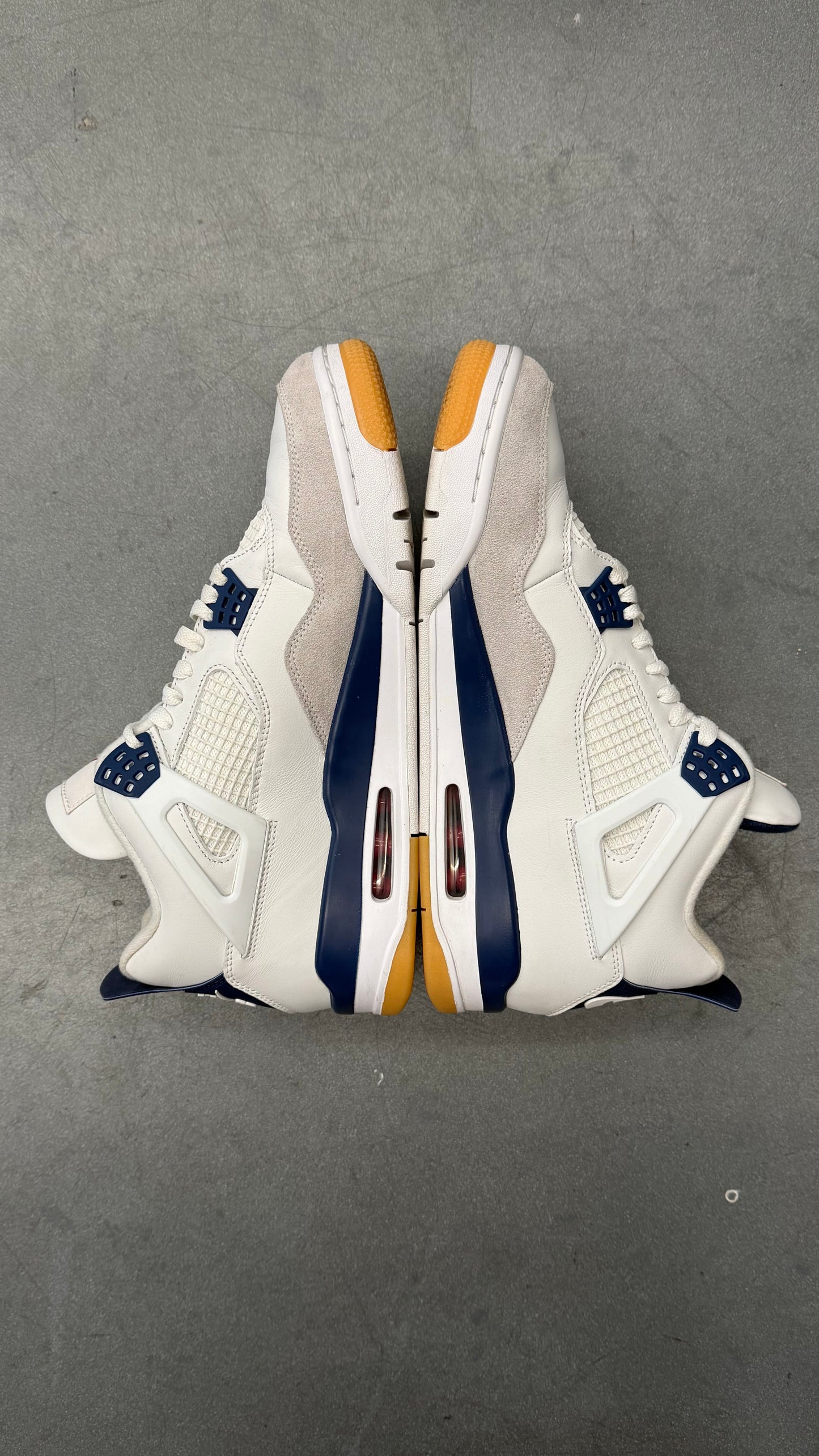 2025 JORDAN 4 RETRO SB - NAVY