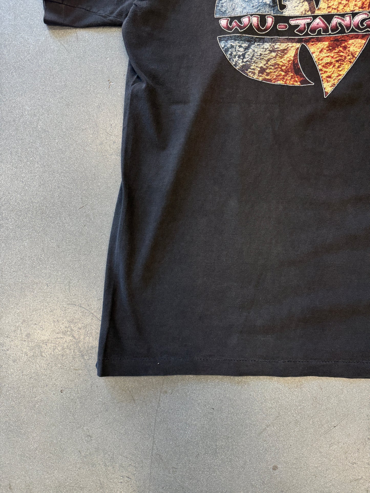 90S WU-TANG WU-WORLD BOOTLEG STYLE RAP TEE (CUT SHORT HILL TAG)